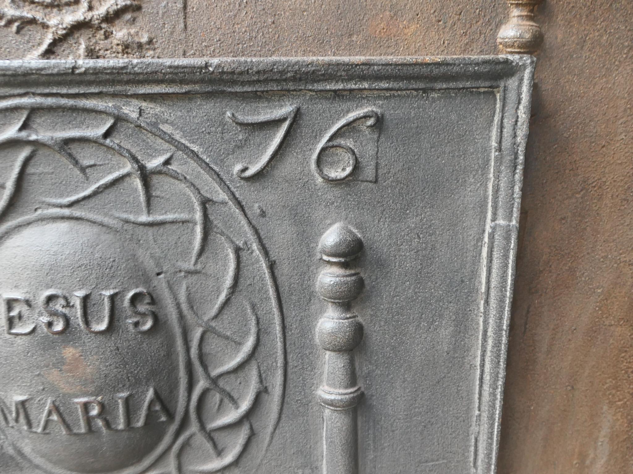 Ferro Parafuoco a tema religioso francese del XVIII secolo, periodo Luigi XV in vendita