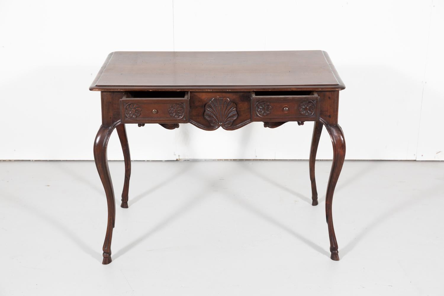 18th Century French Louis XV Period Side Table or Ladies Desk In Good Condition In Birmingham, AL