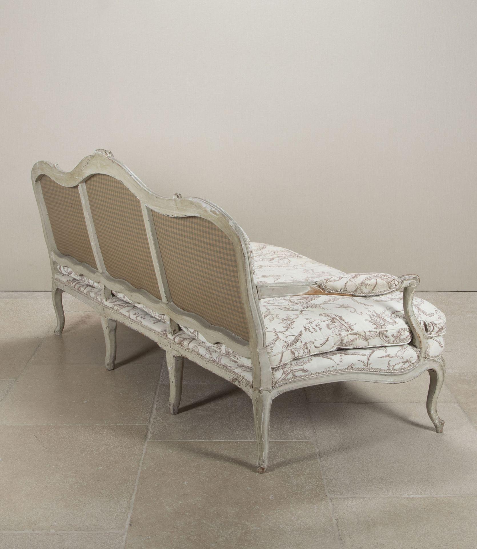 18th Century French Louis XV Period Sofa Luis XV en venta