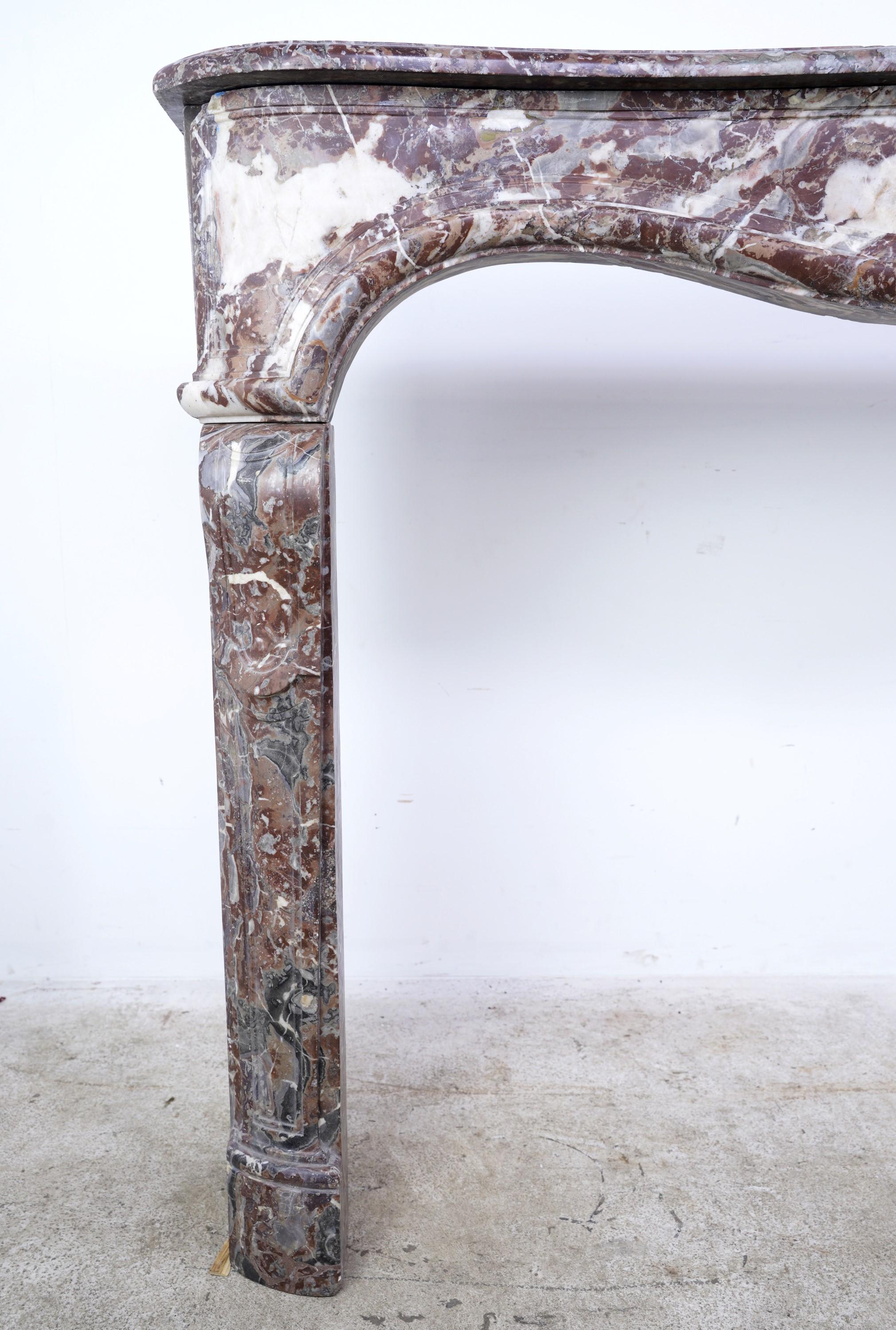 18th Century French Louis XV Rouge Royal Marble Mantel In Good Condition For Sale In New York, NY