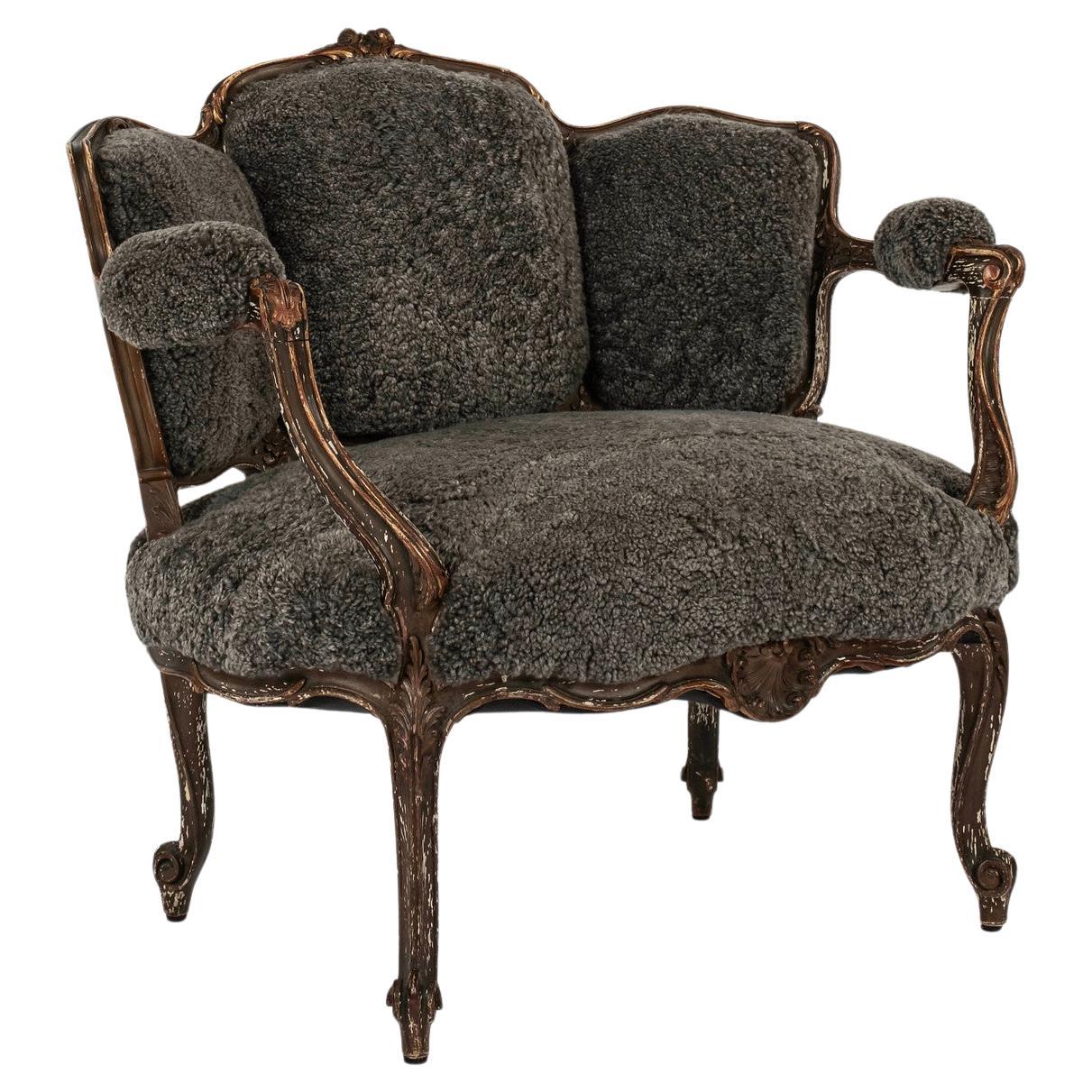 18th Century French Louis XV Sheepskin Bergère For Sale