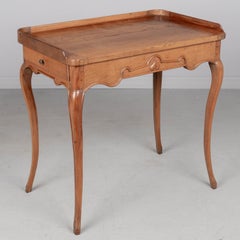 Table d'appoint ou écritoire Louis XV du XVIIIe siècle