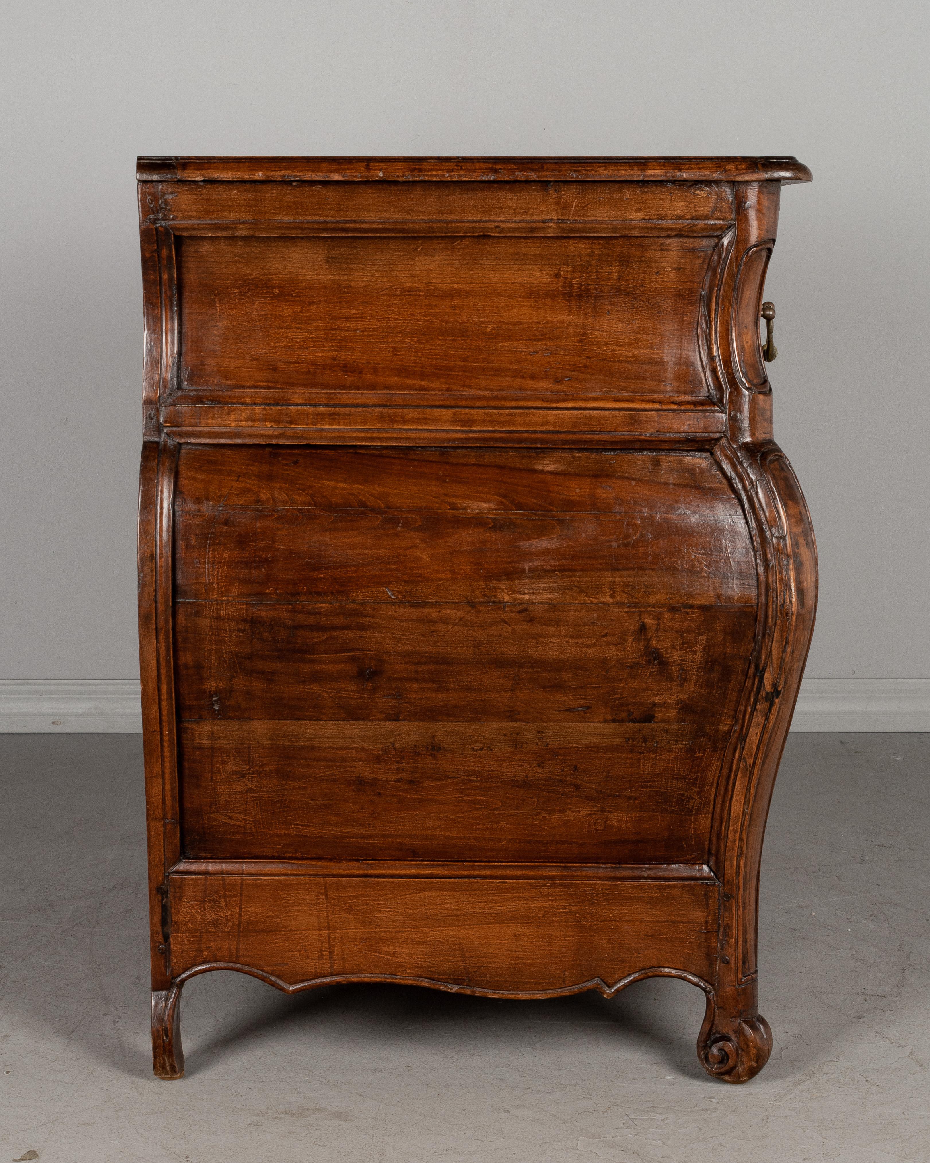 18th Century French Louis XV Style Commode In Good Condition In Winter Park, FL
