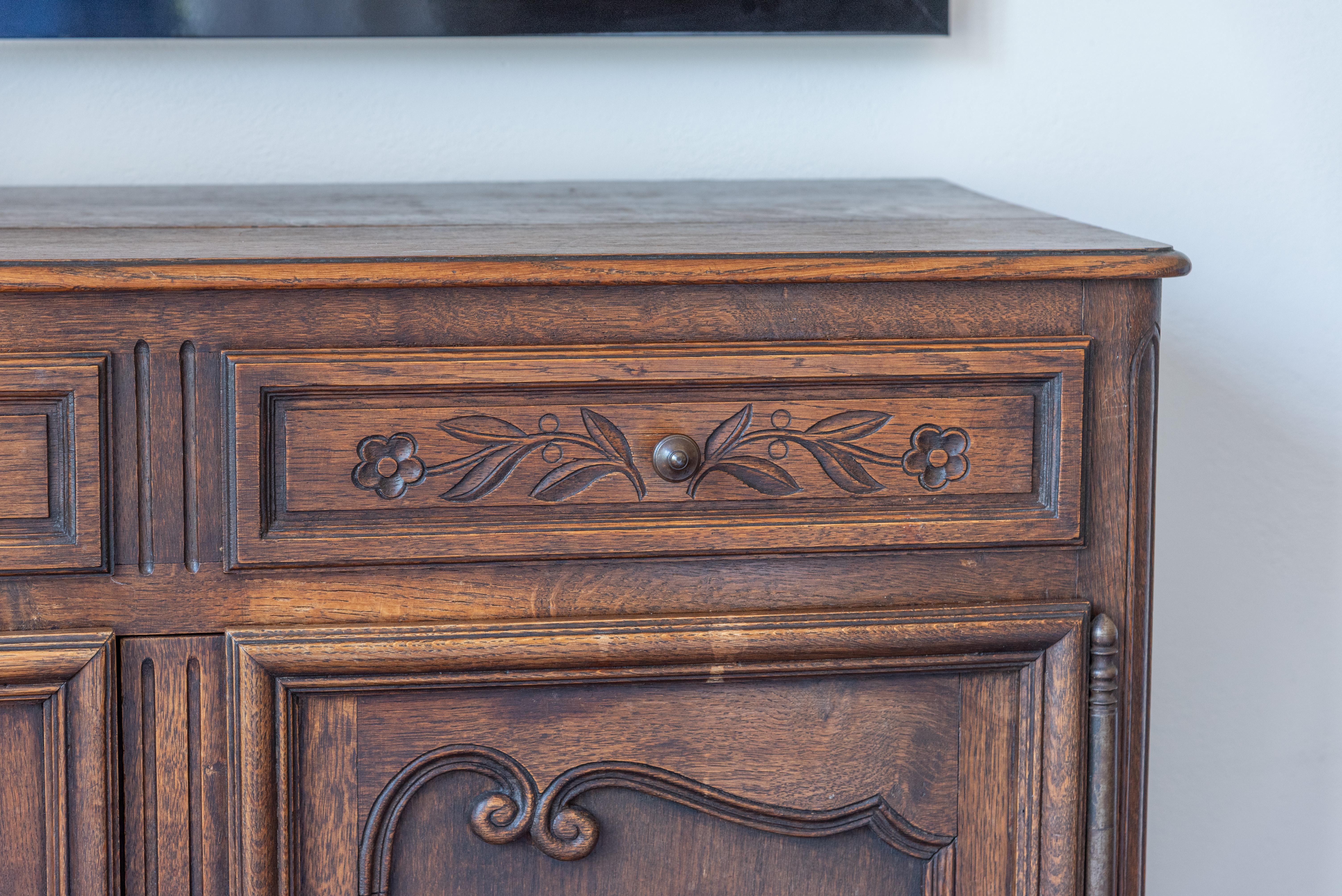Carved 18th Century French Louis XV Style Oak Buffet For Sale