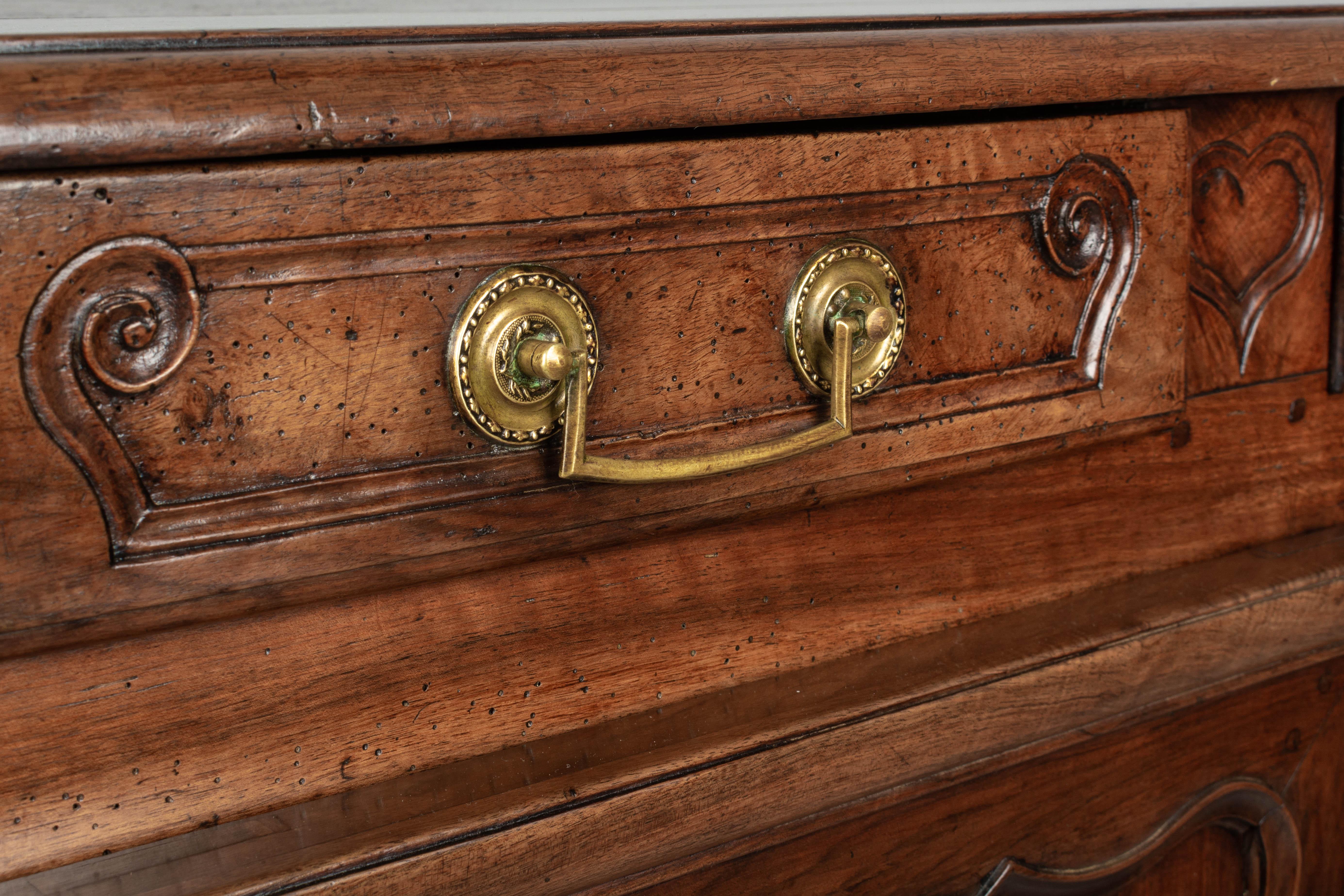 18th Century French Louis XV Style Provencal Buffet For Sale 5