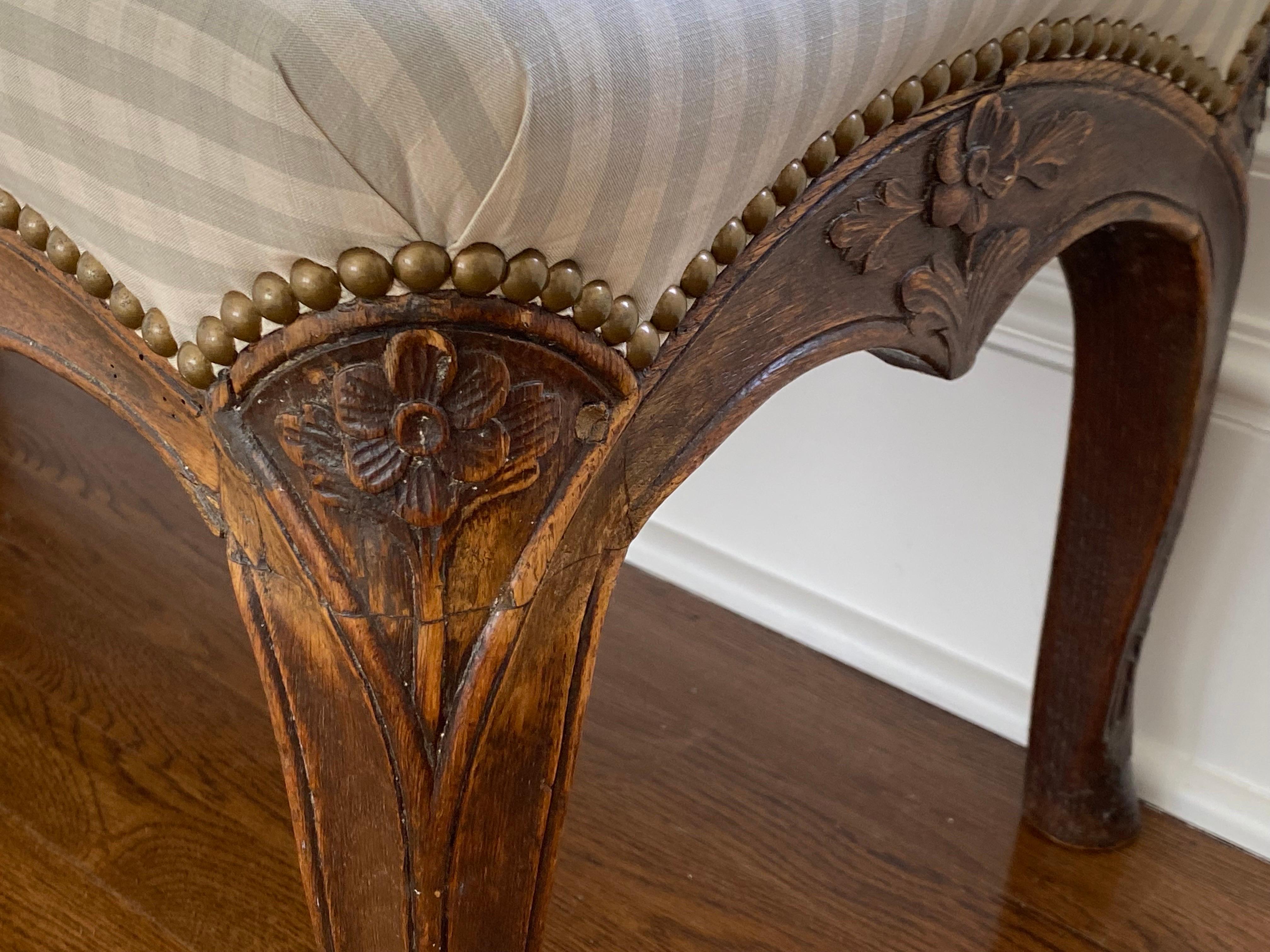 18th Century French Louis XV Upholstered Bench In Good Condition For Sale In Southampton, NY