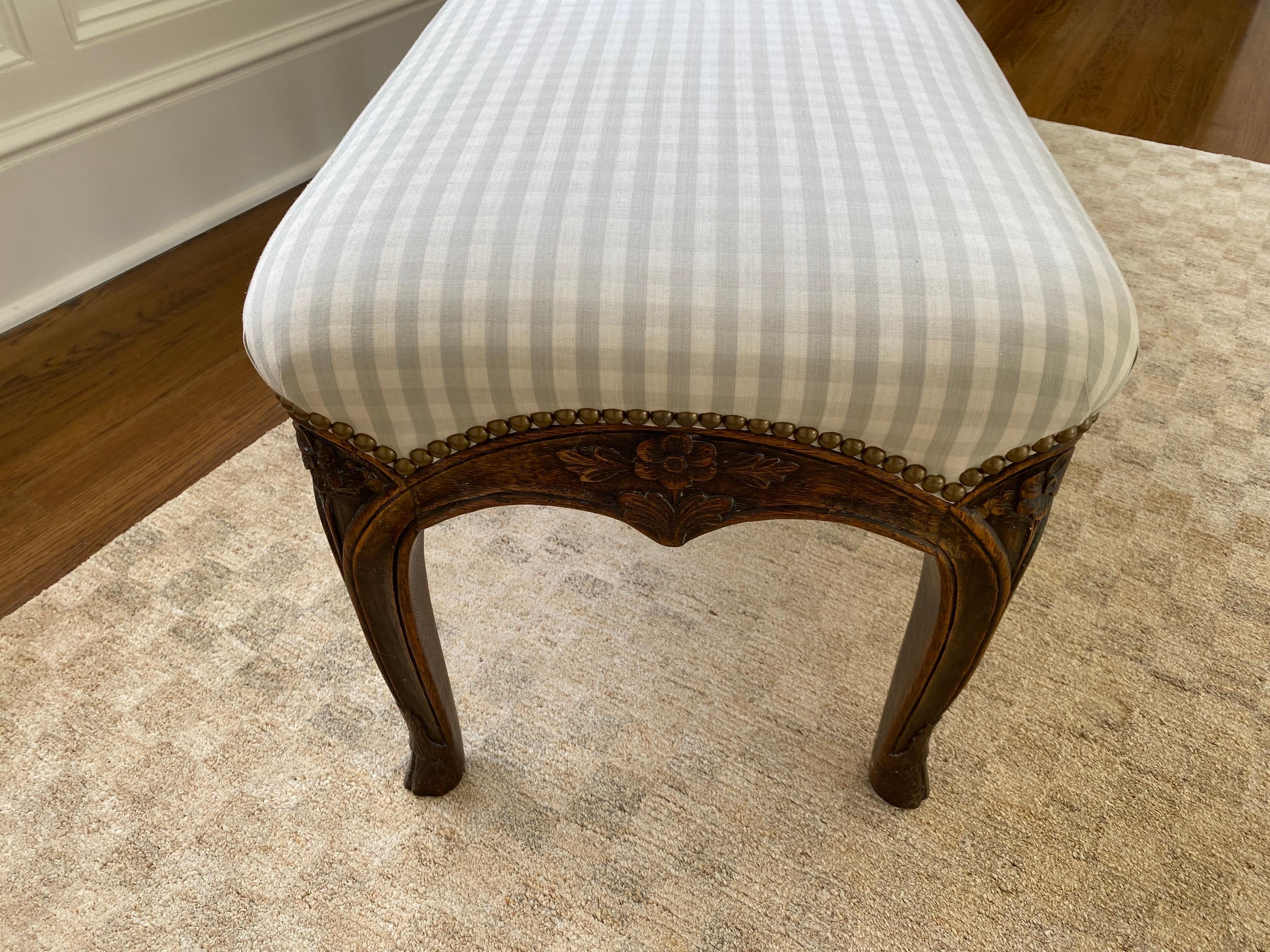 18th Century French Louis XV Upholstered Bench For Sale 1