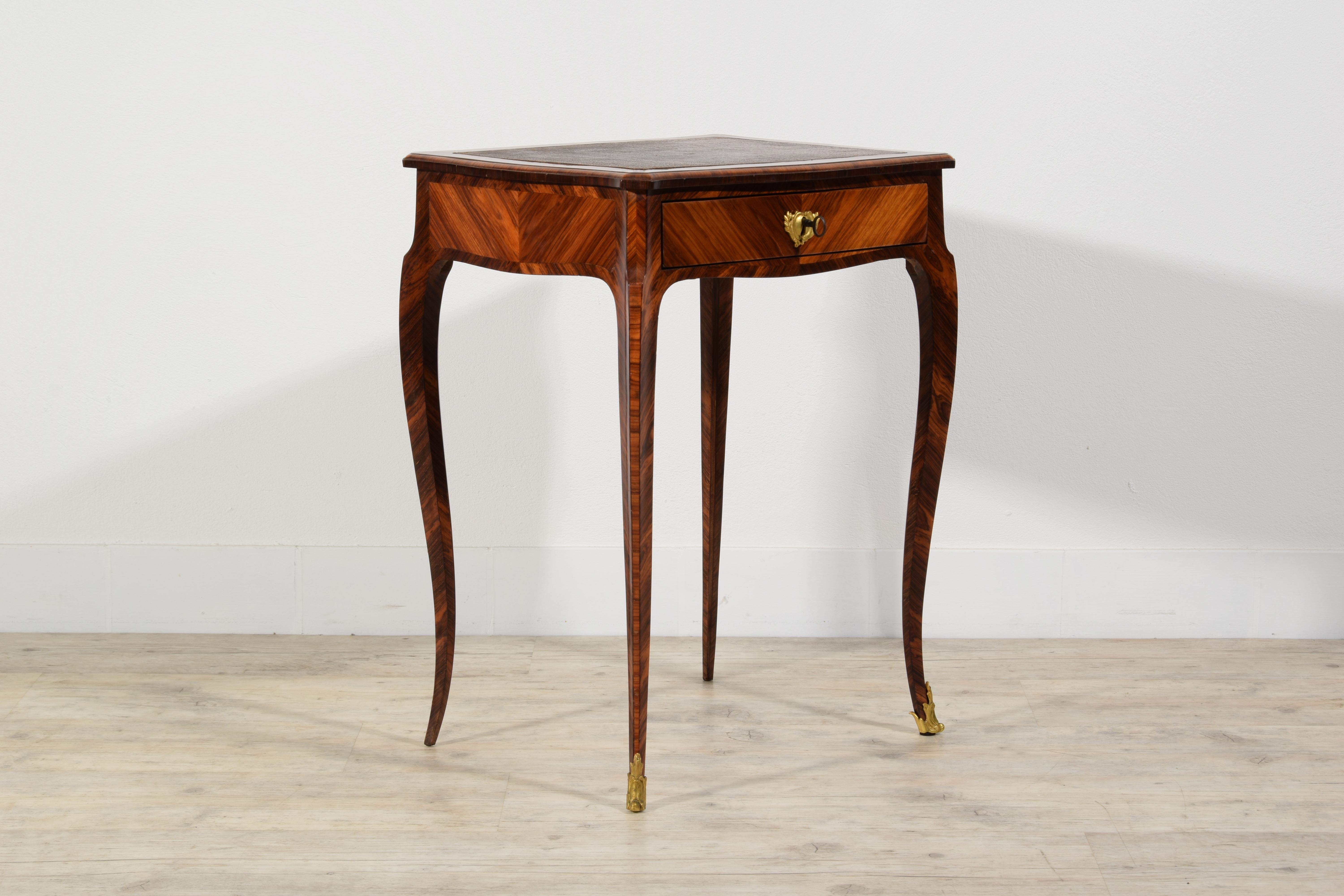 18th Century, French Louis XV Violet Wood Coffee Table  6