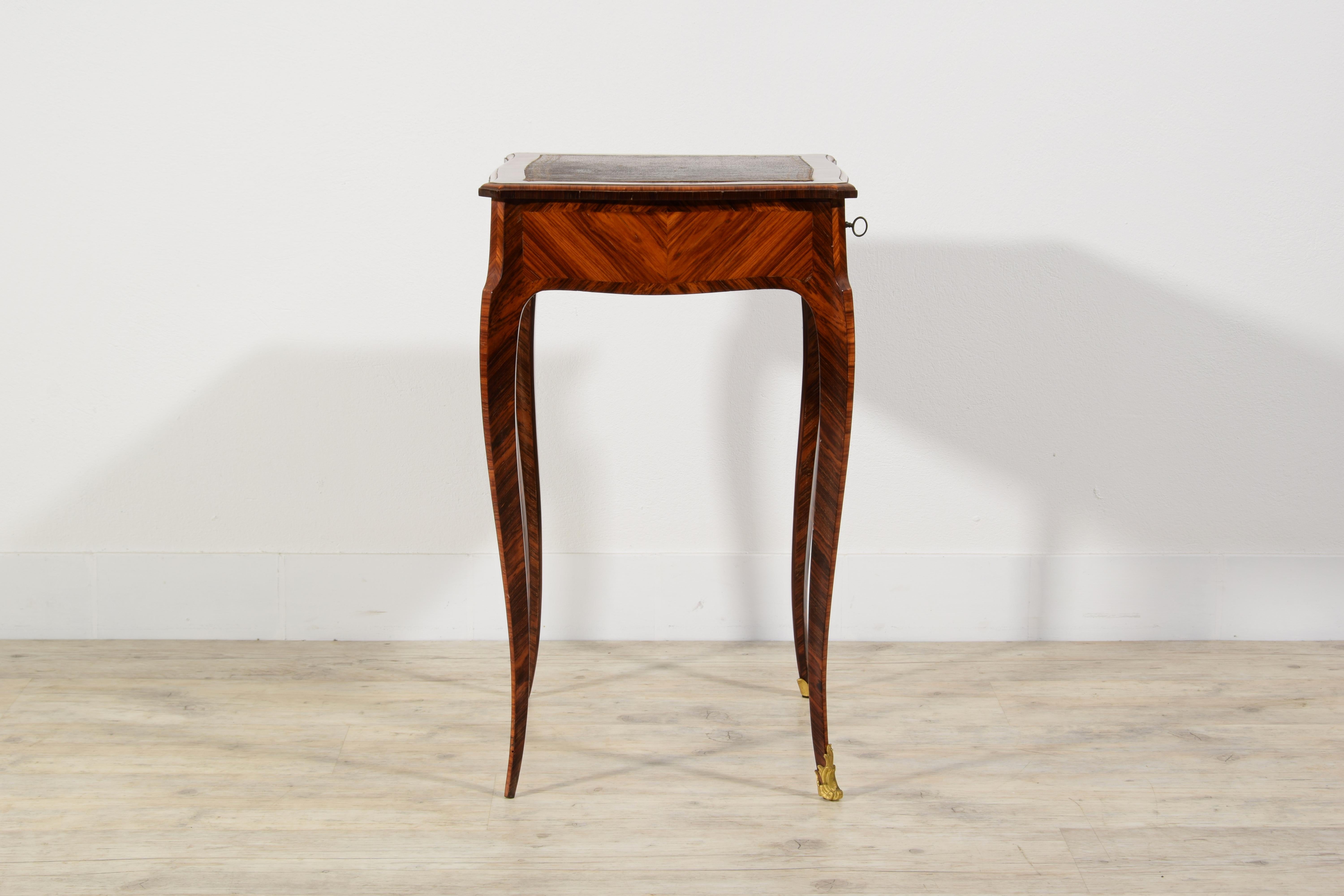 18th Century, French Louis XV Violet Wood Coffee Table  8
