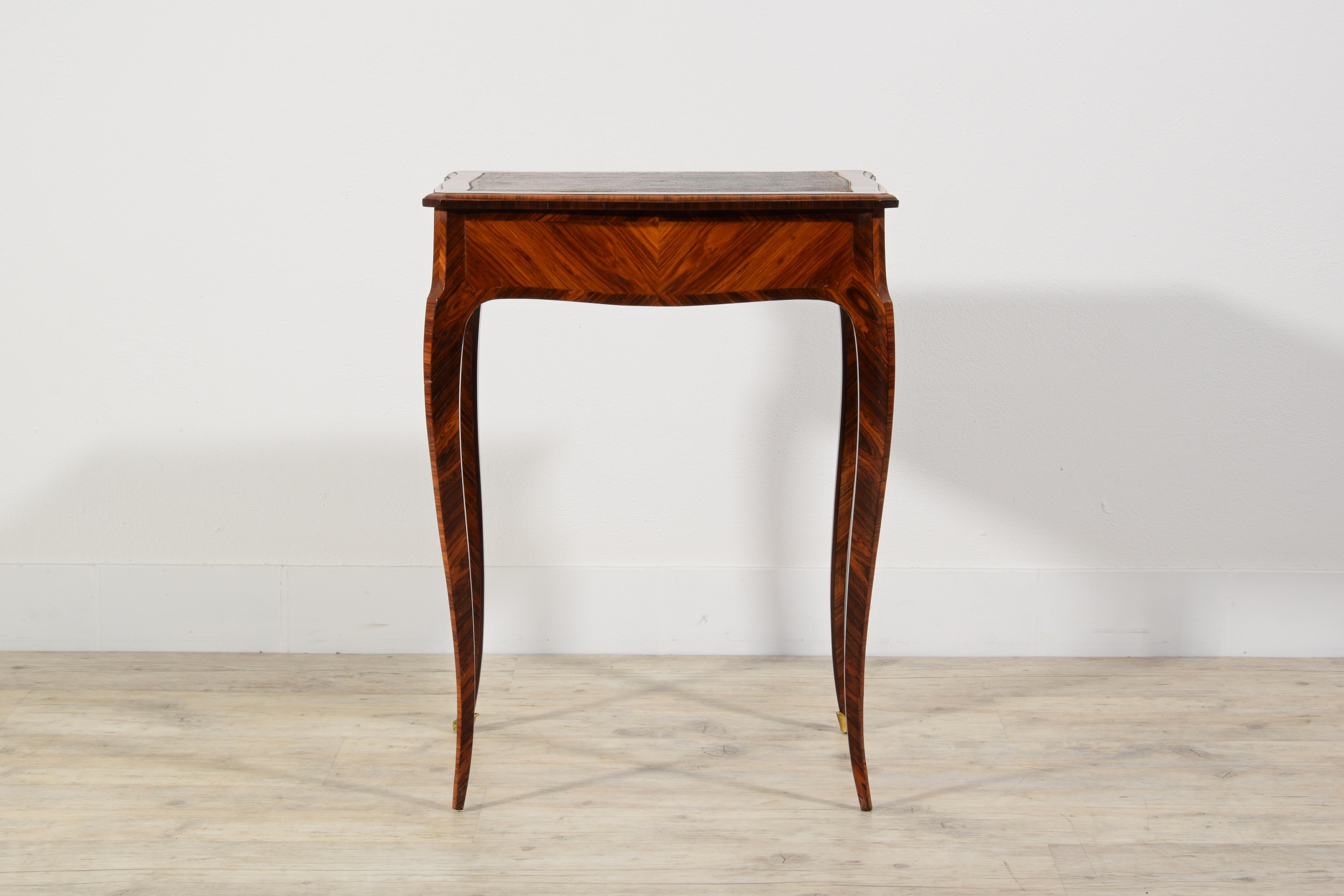 18th Century, French Louis XV Violet Wood Coffee Table  10