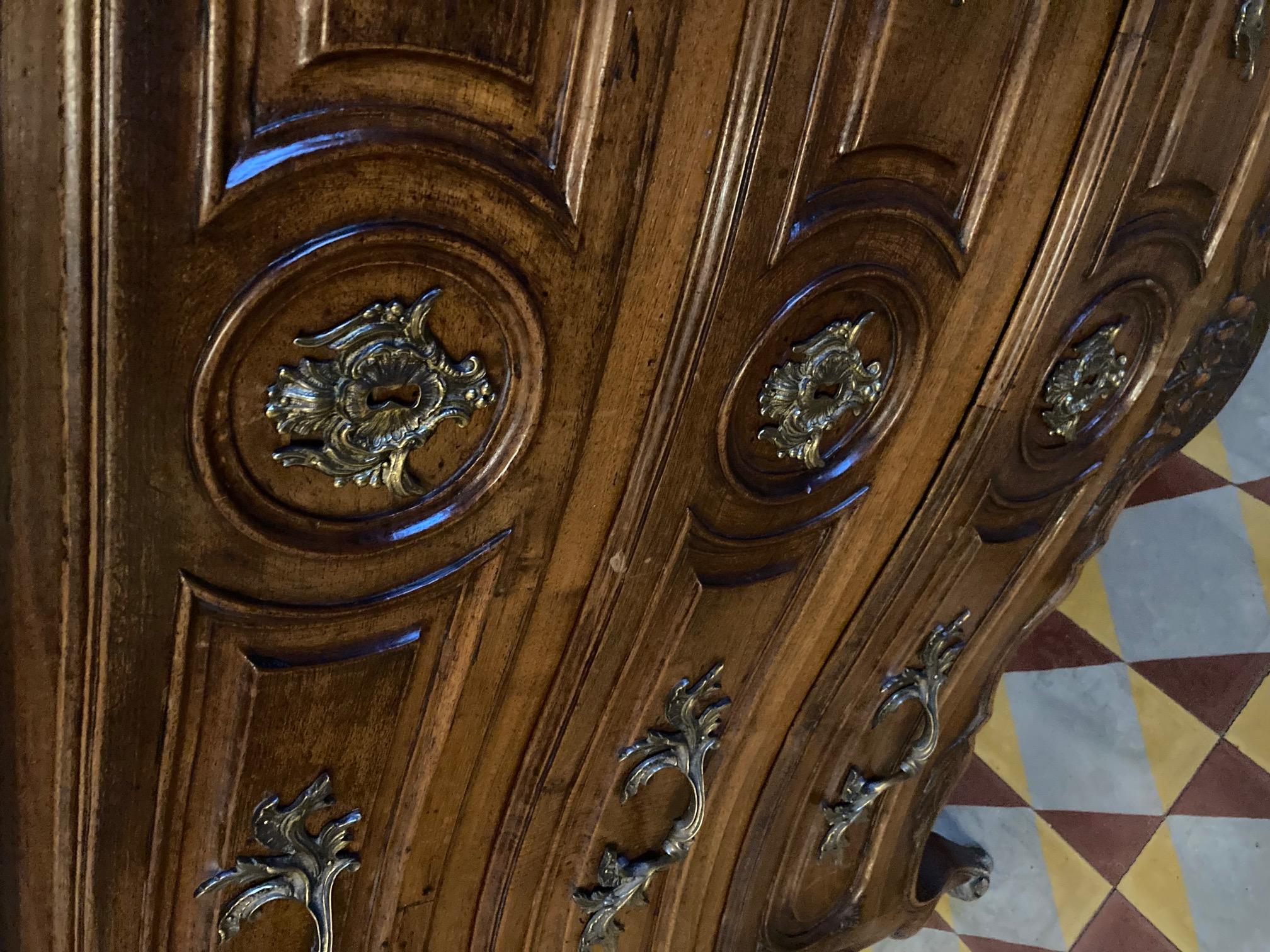 18th Century French Louis XV Walnut and Bronze Commode 4