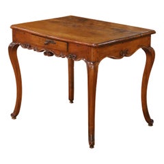 Table d
appoint à tiroir en noyer Louis XV du XVIIIe siècle