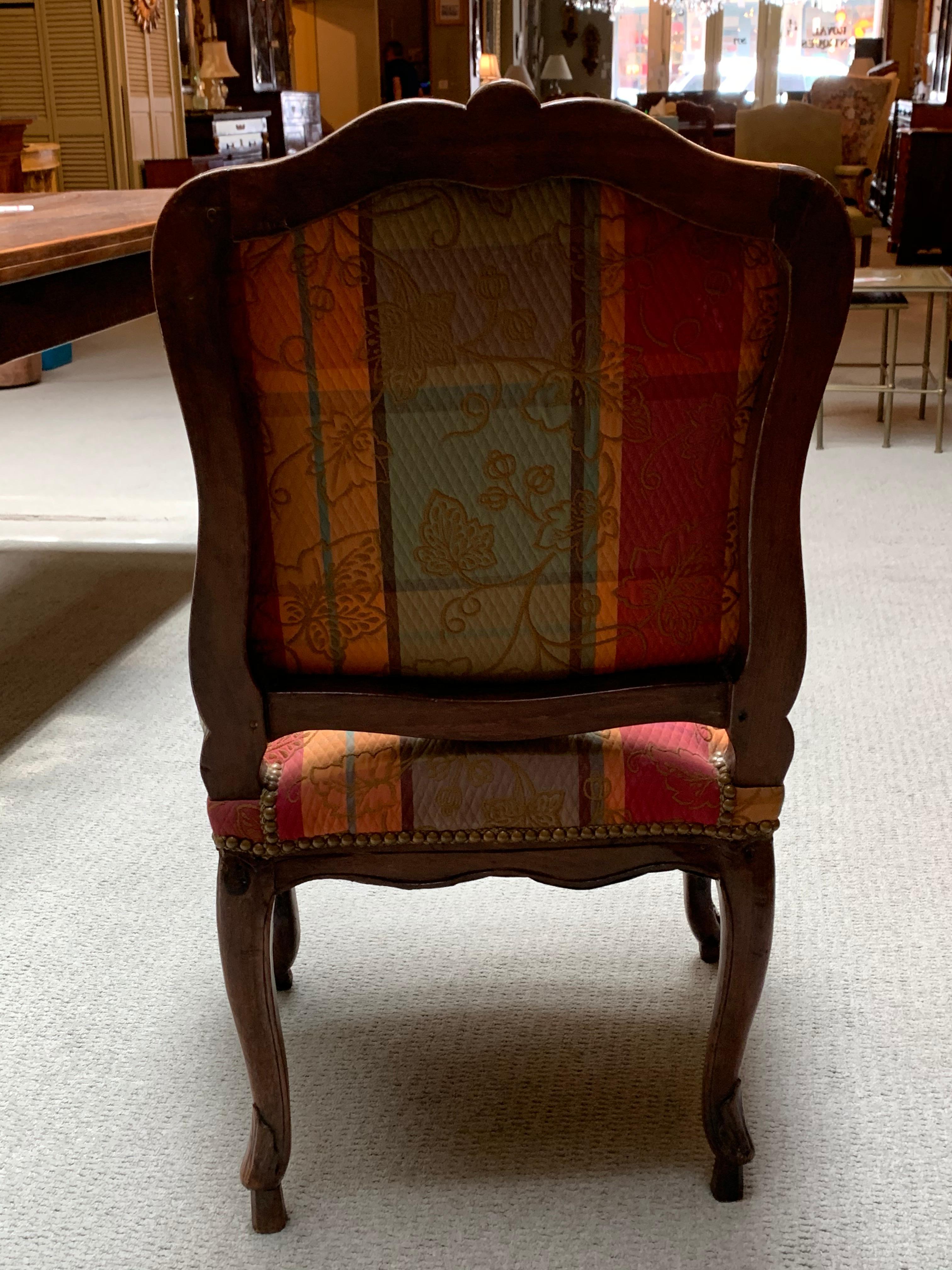 18th Century French Louis XV Walnut Chair For Sale 1