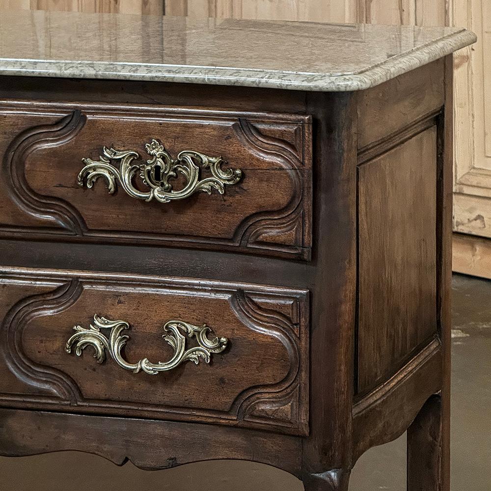 18th Century French Louis XV Walnut Marble Top Commode For Sale 8