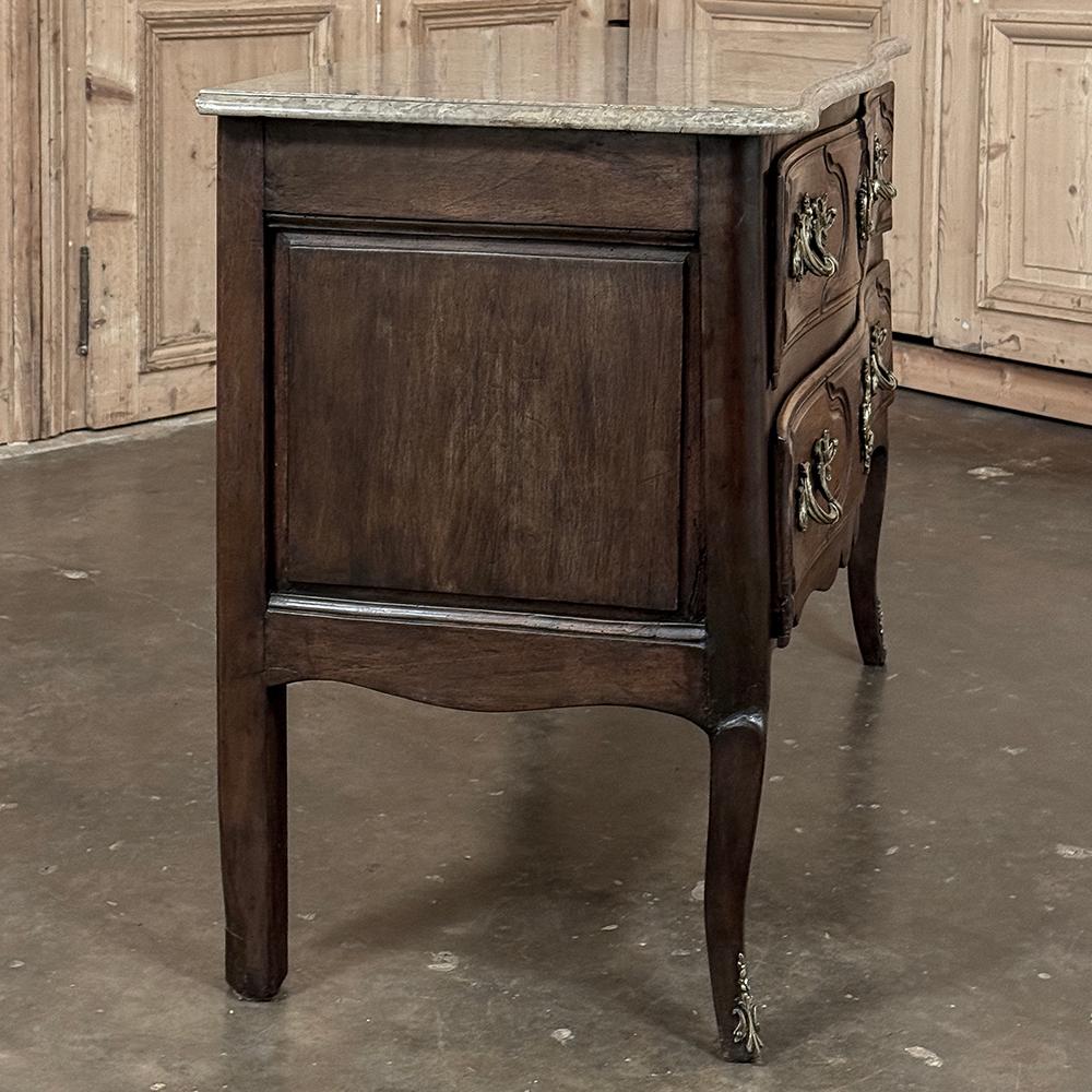 18th Century French Louis XV Walnut Marble Top Commode For Sale 11