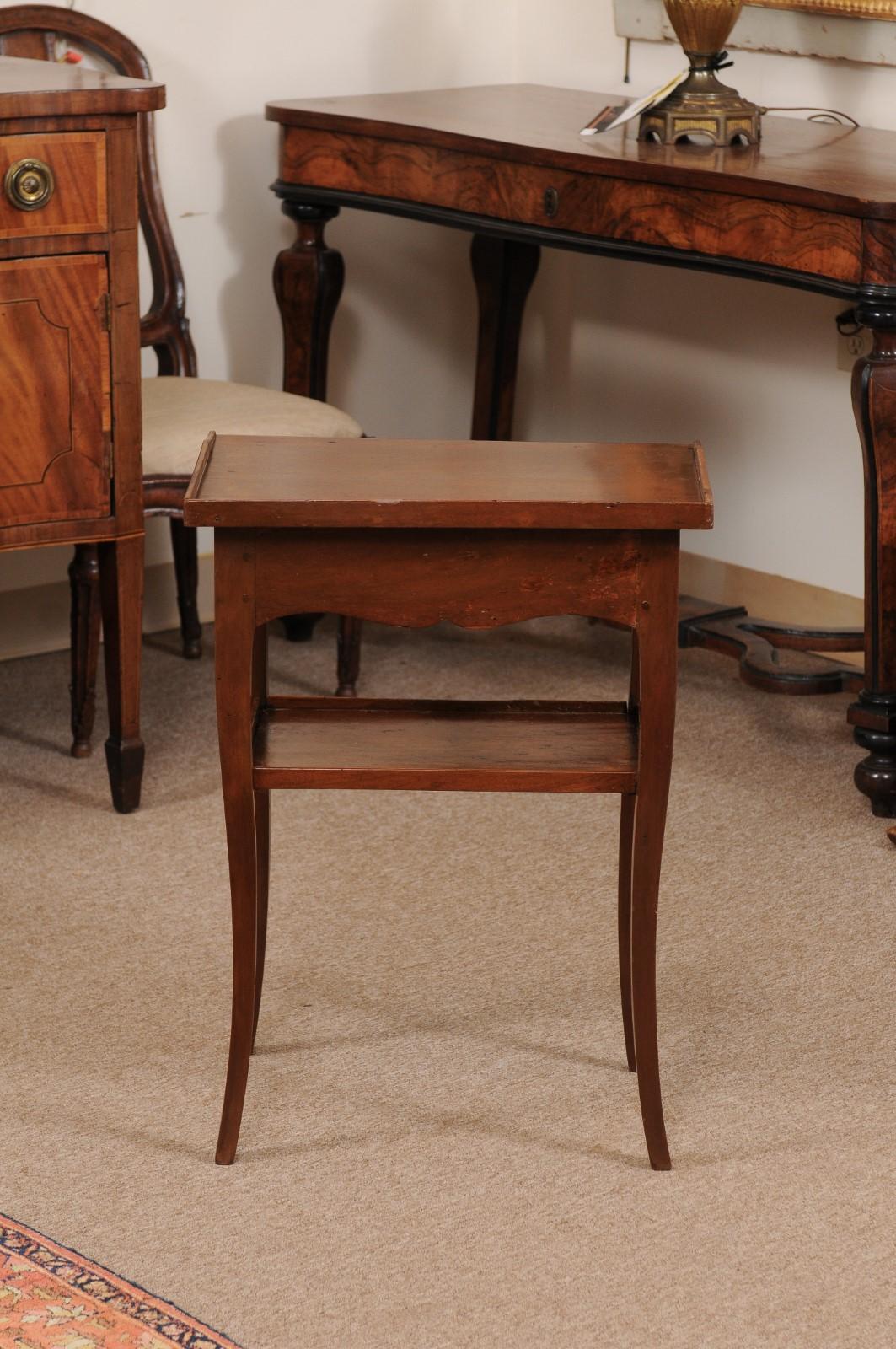 18th Century French Louis XV Walnut Side Table  For Sale 6