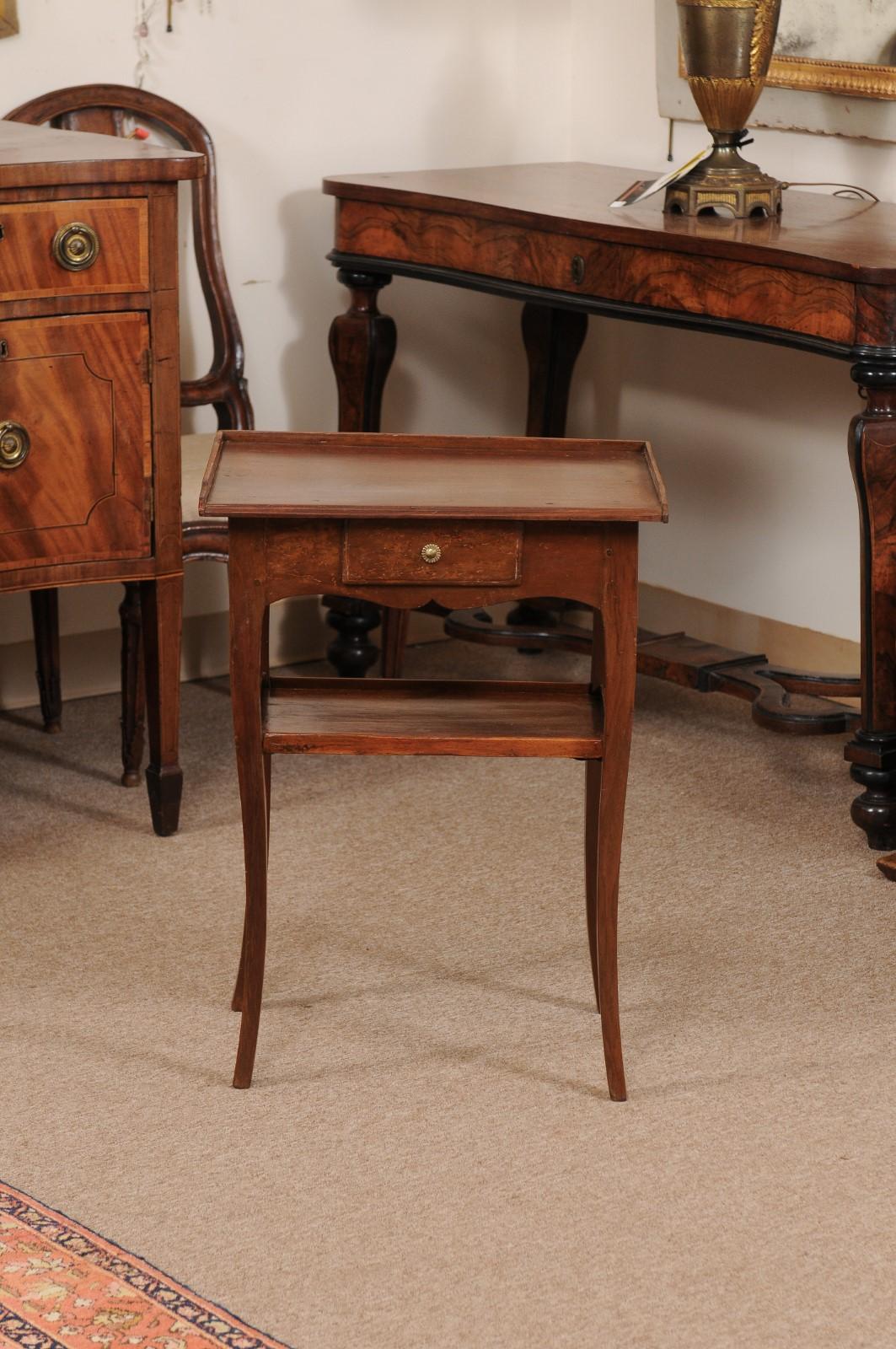18th Century French Louis XV Walnut Side Table  For Sale 9