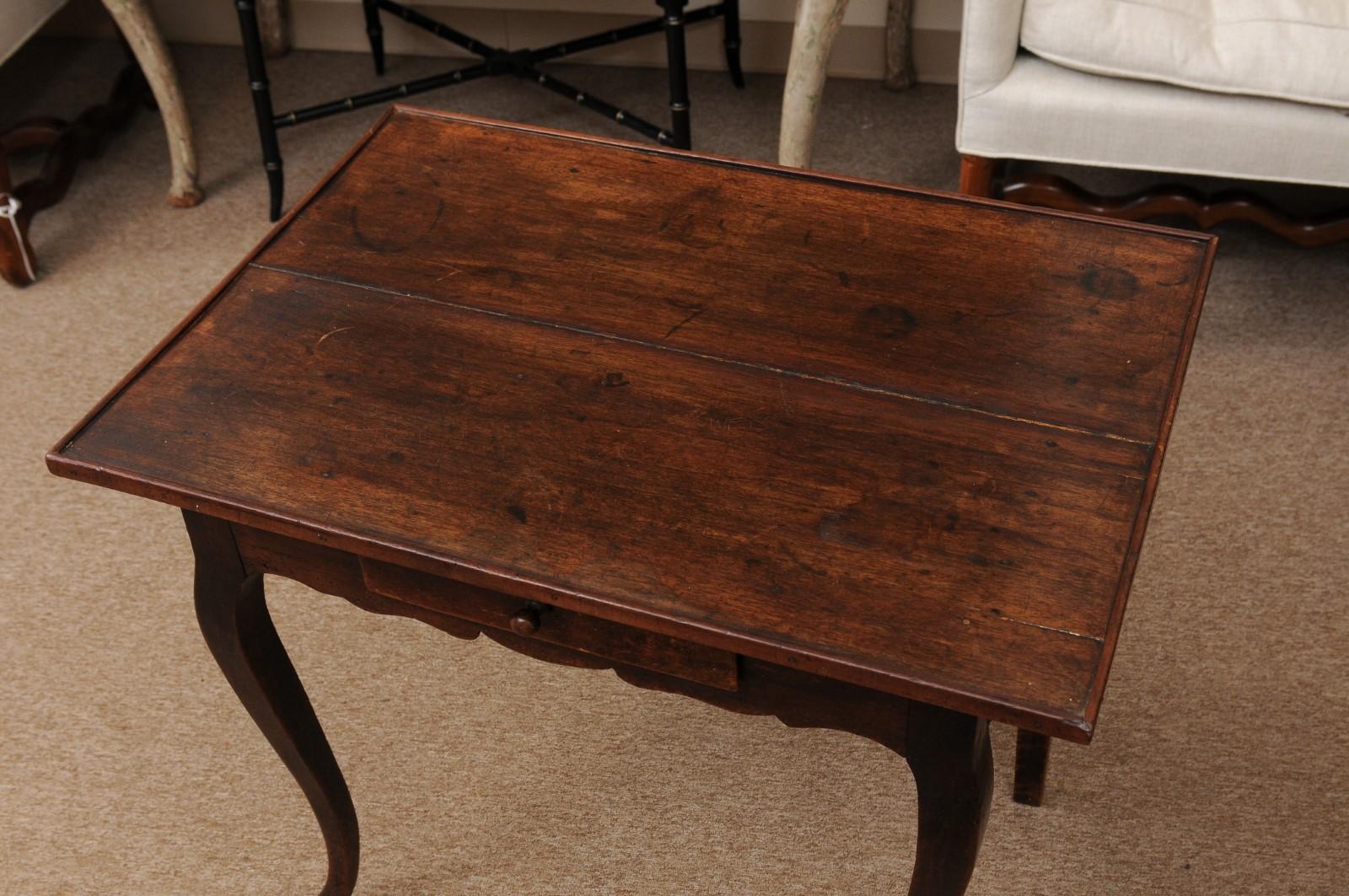 18th Century and Earlier 18th Century French Louis XV Walnut Side Table with Drawer For Sale