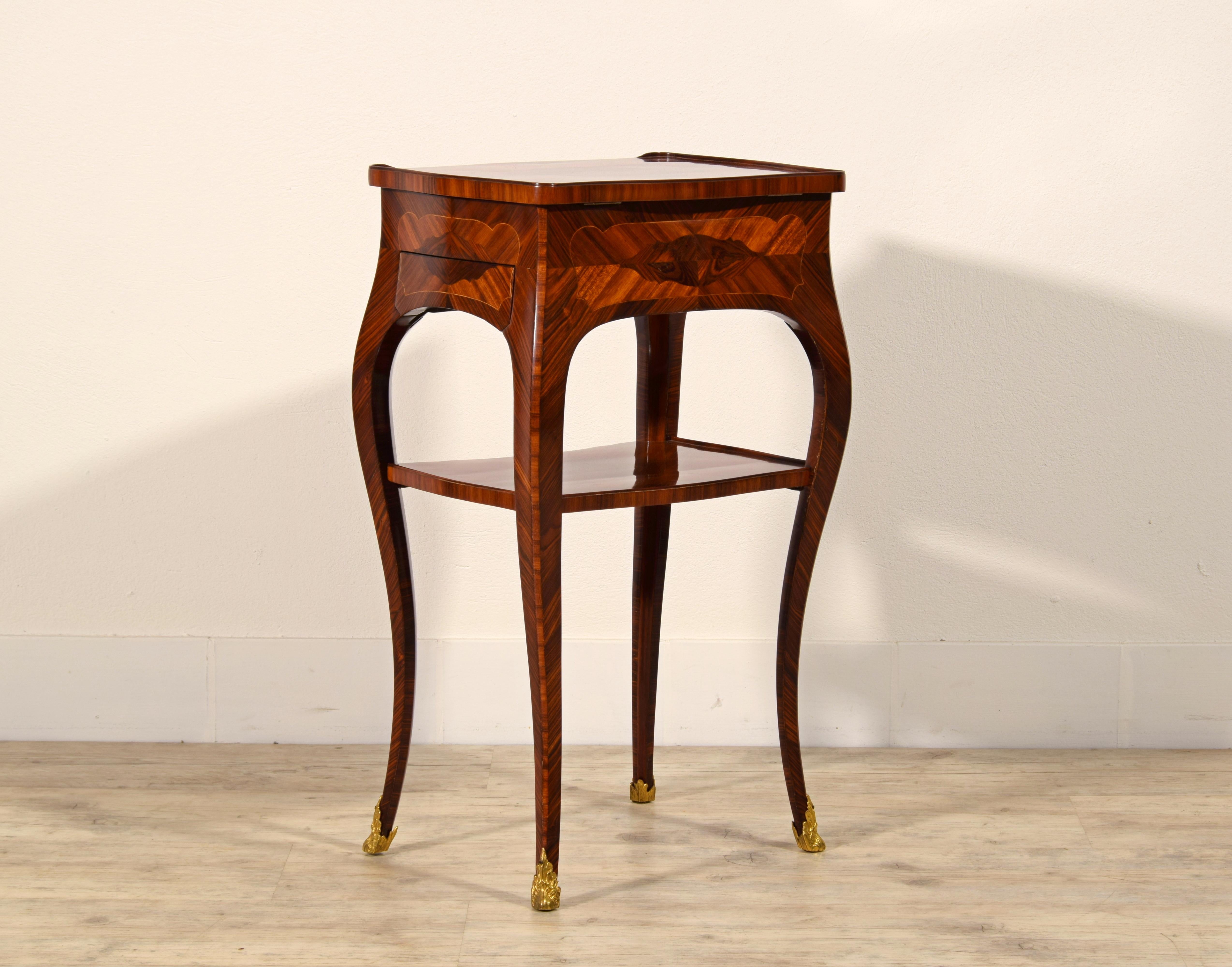 Table de centre en bois Louis XV, XVIIIe siècle, France en vente 8