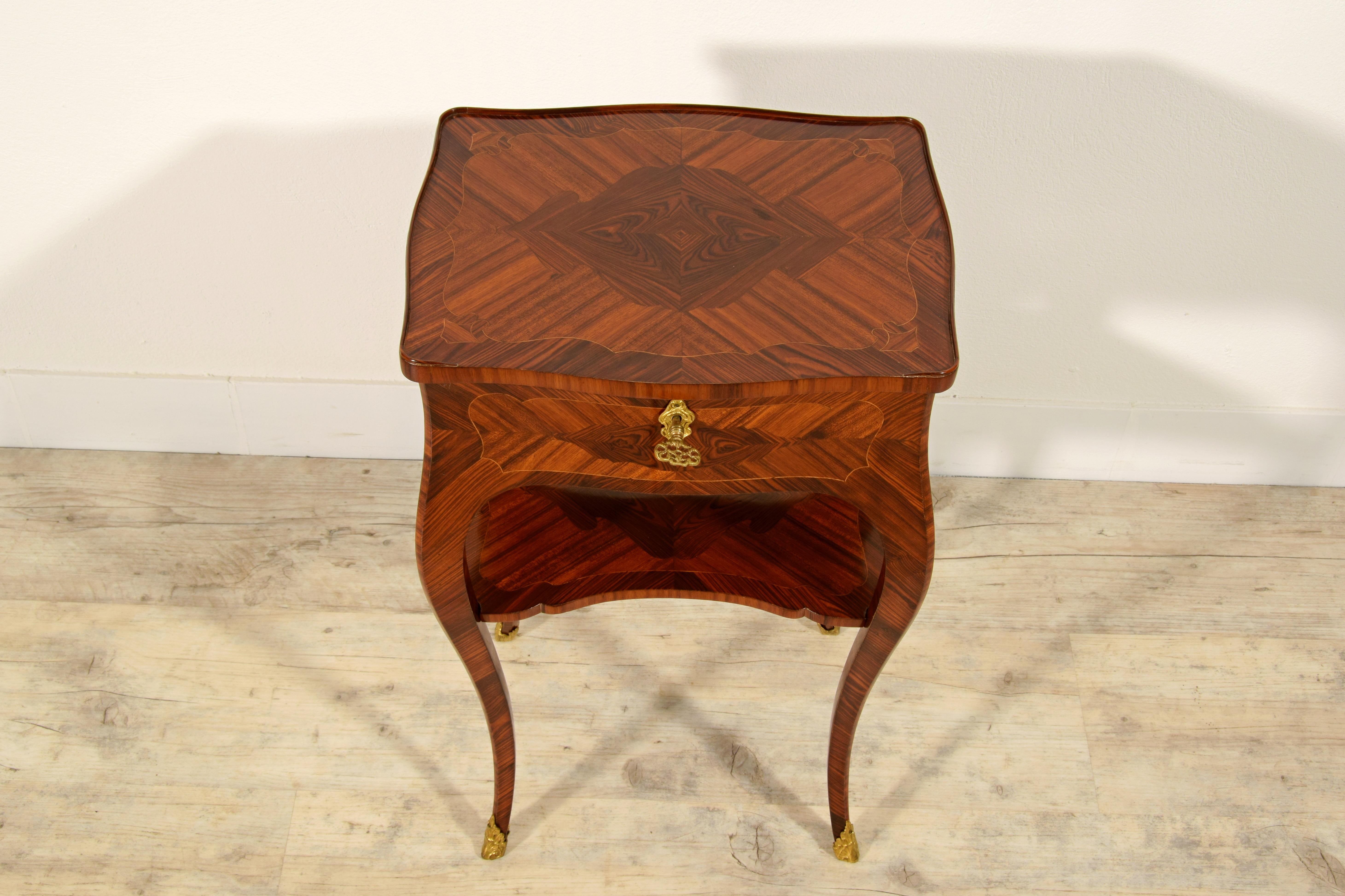 Table de centre en bois Louis XV, XVIIIe siècle, France en vente 14