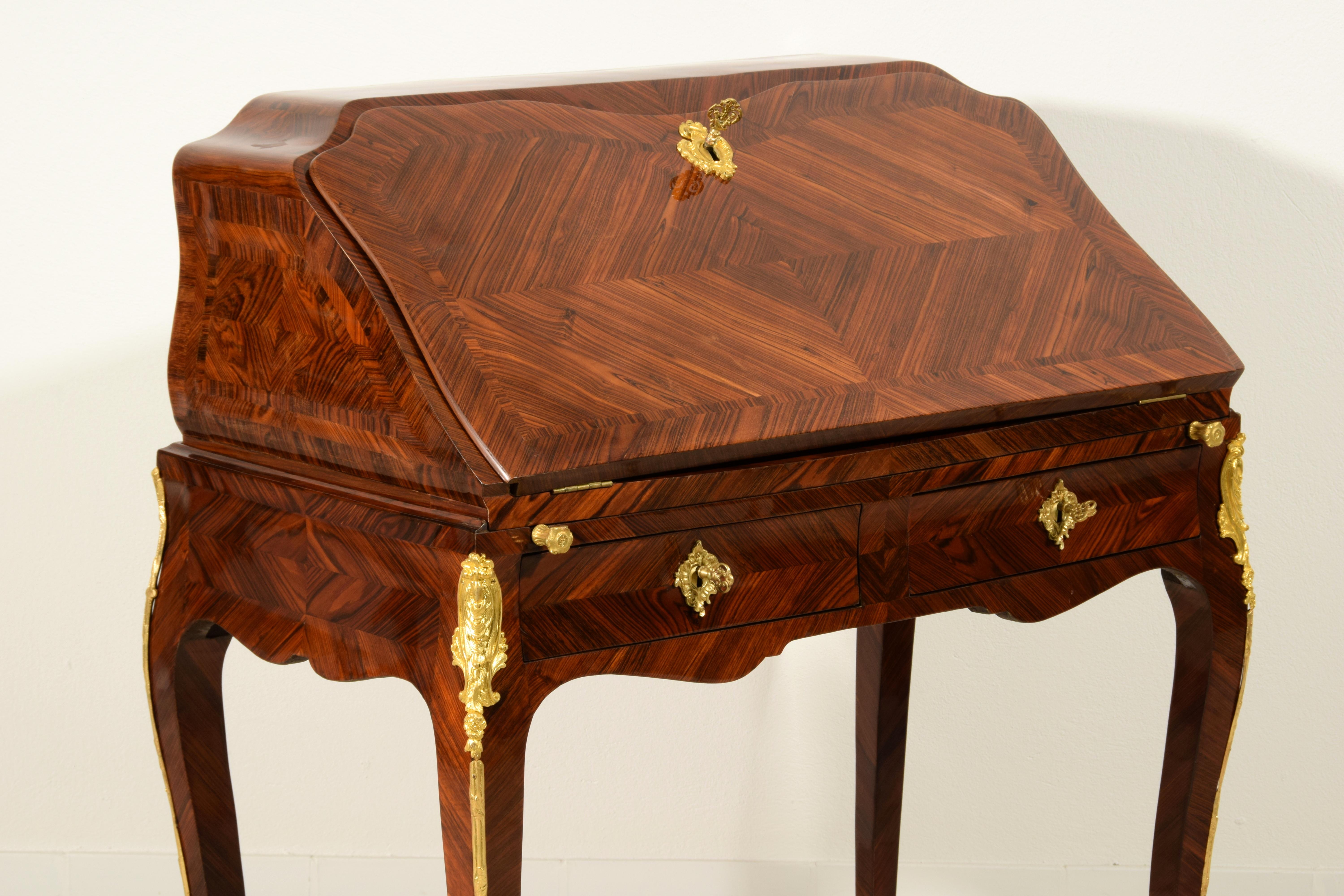  18th Century, French Louis XV Wood Flap Writing Desk  For Sale 6