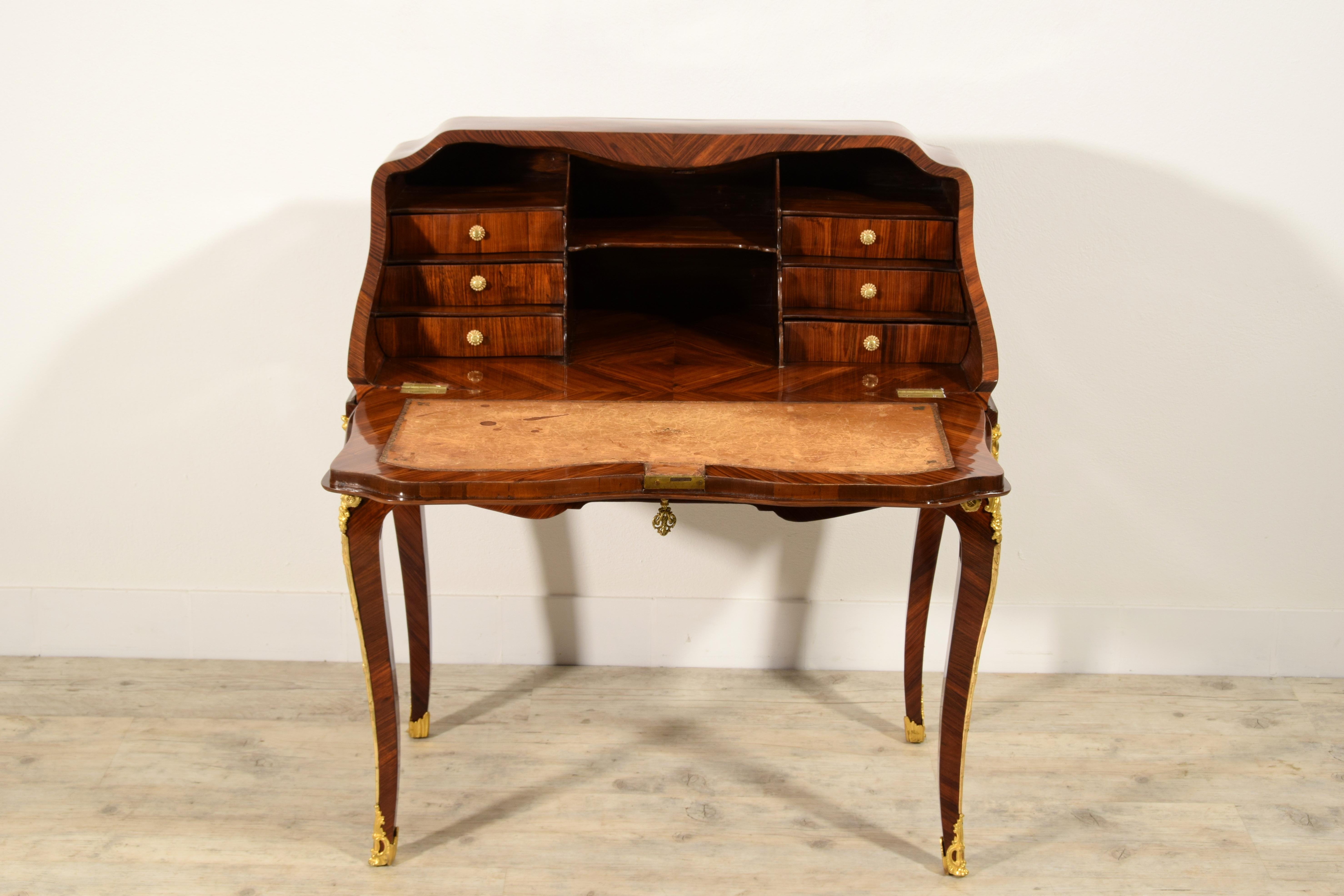  18th Century, French Louis XV Wood Flap Writing Desk  For Sale 8