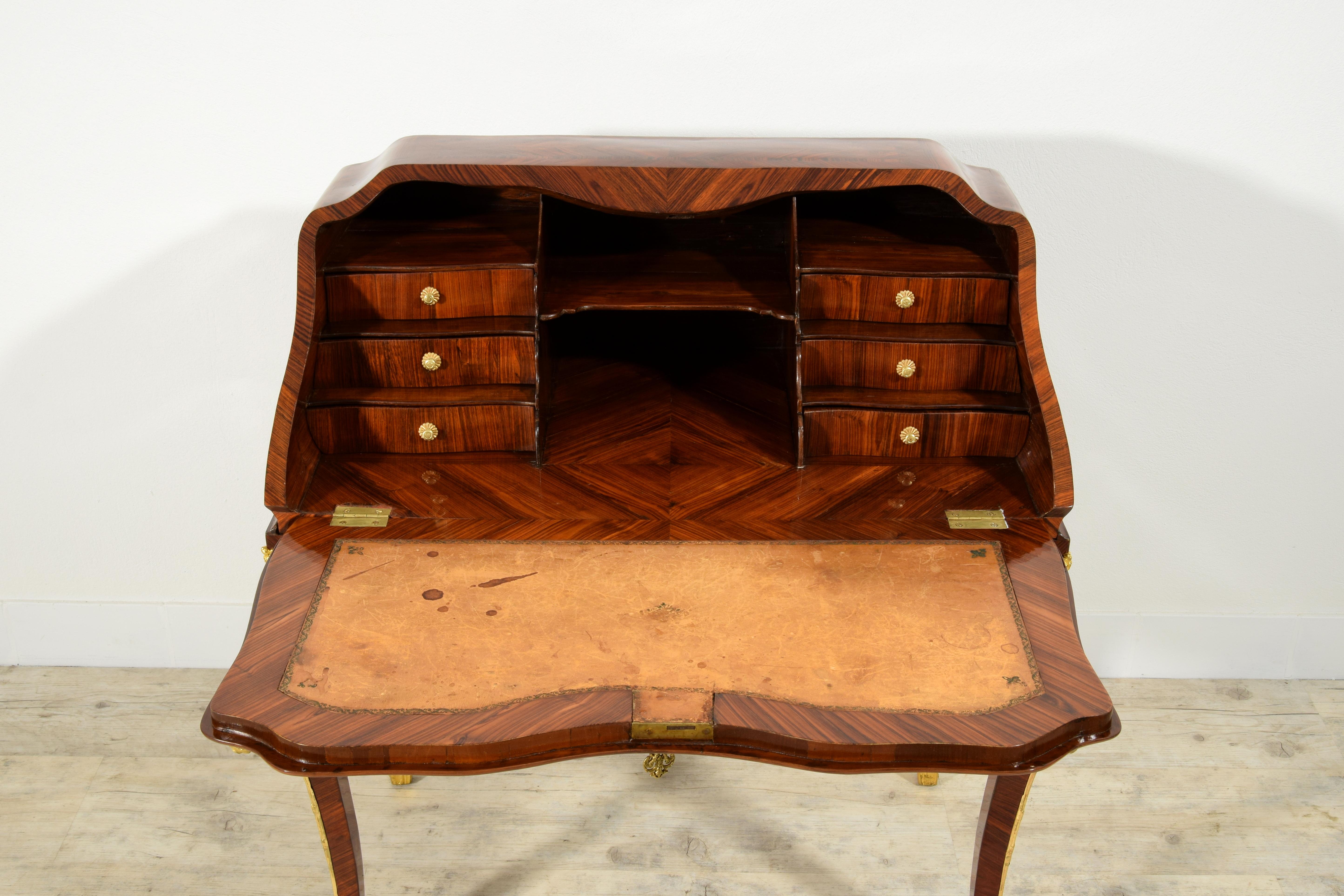  18th Century, French Louis XV Wood Flap Writing Desk  For Sale 10