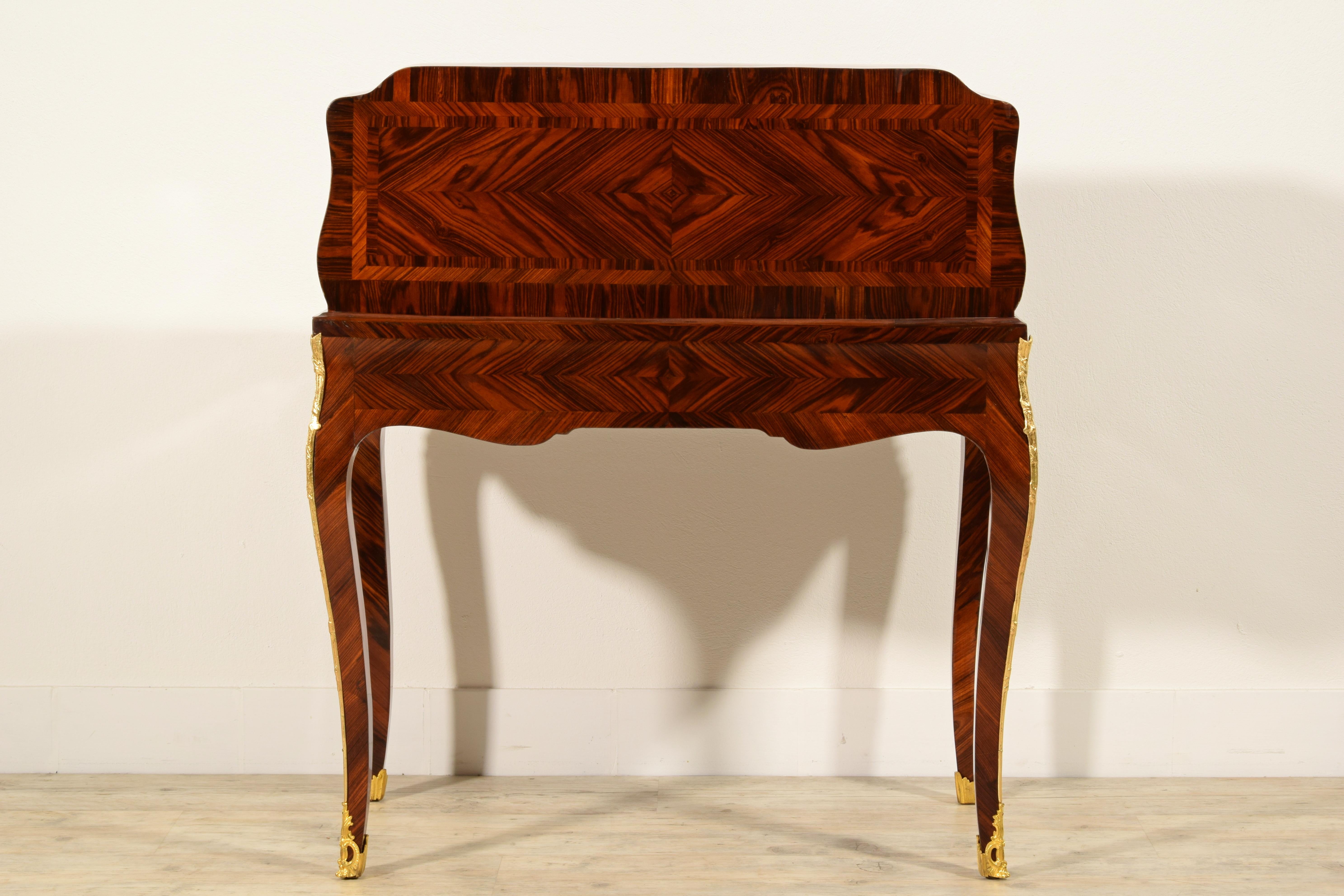  18th Century, French Louis XV Wood Flap Writing Desk  For Sale 4