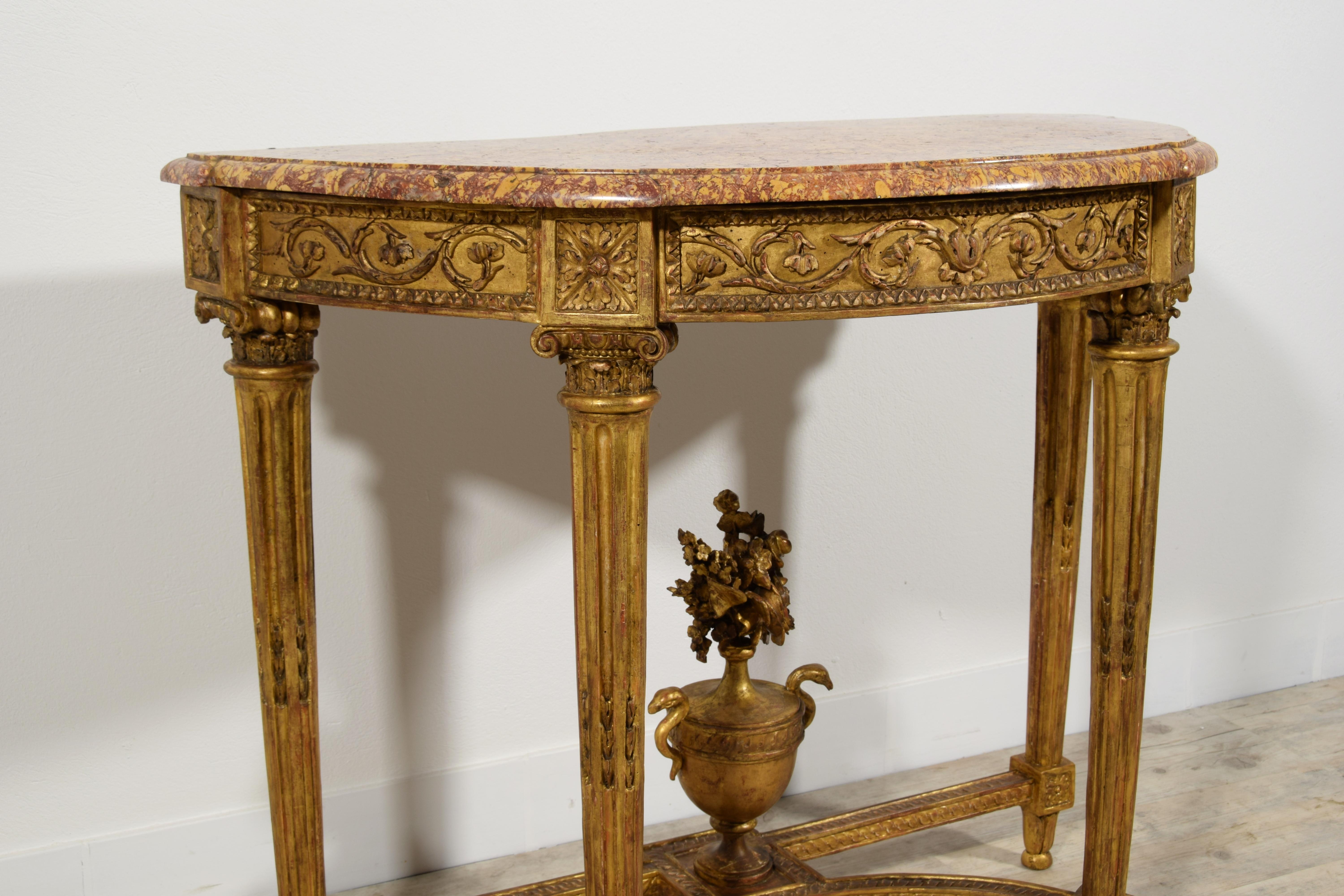 18th Century, French Louis XVI Carved Giltwood Console  For Sale 6