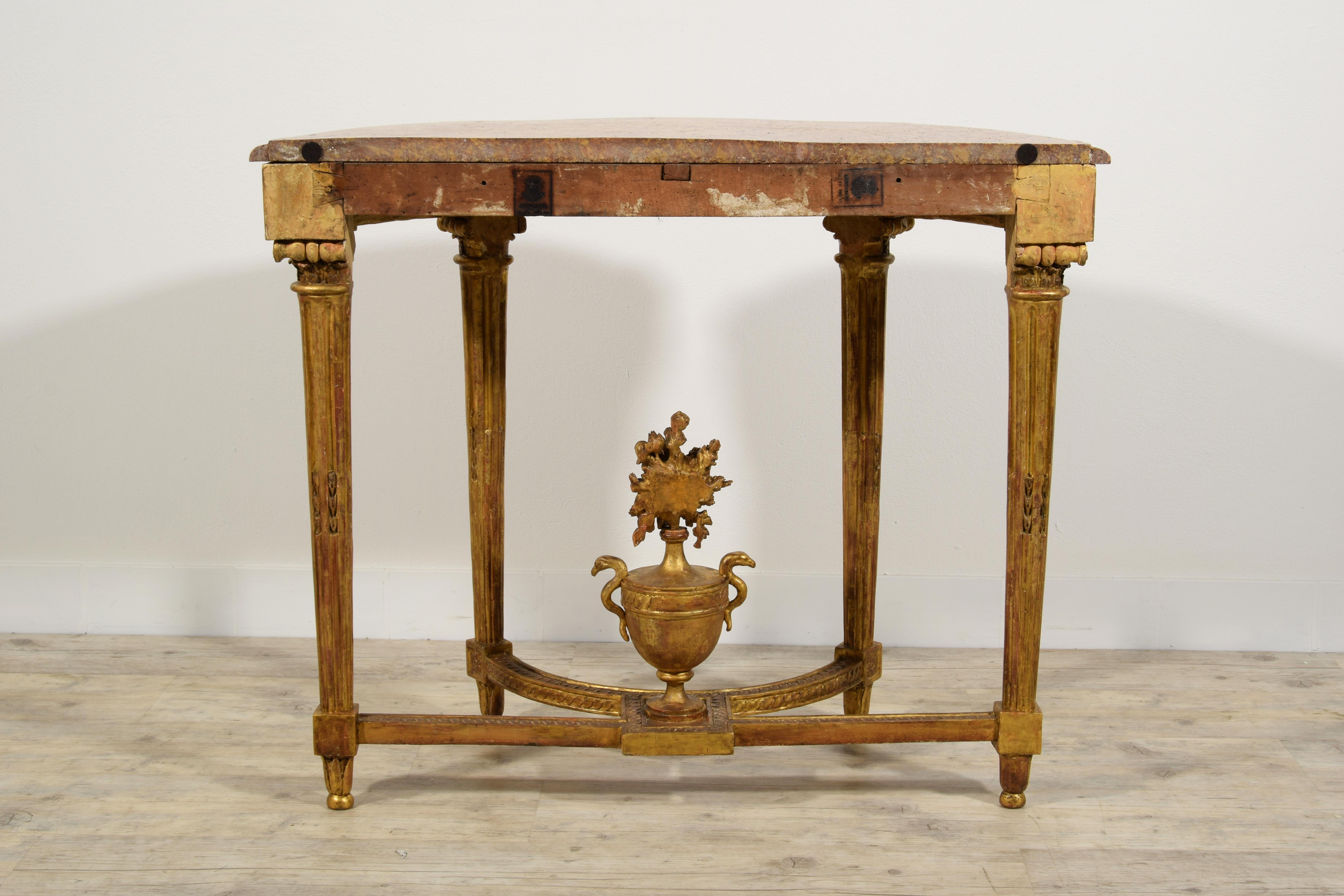 18th Century, French Louis XVI Carved Giltwood Console  For Sale 14