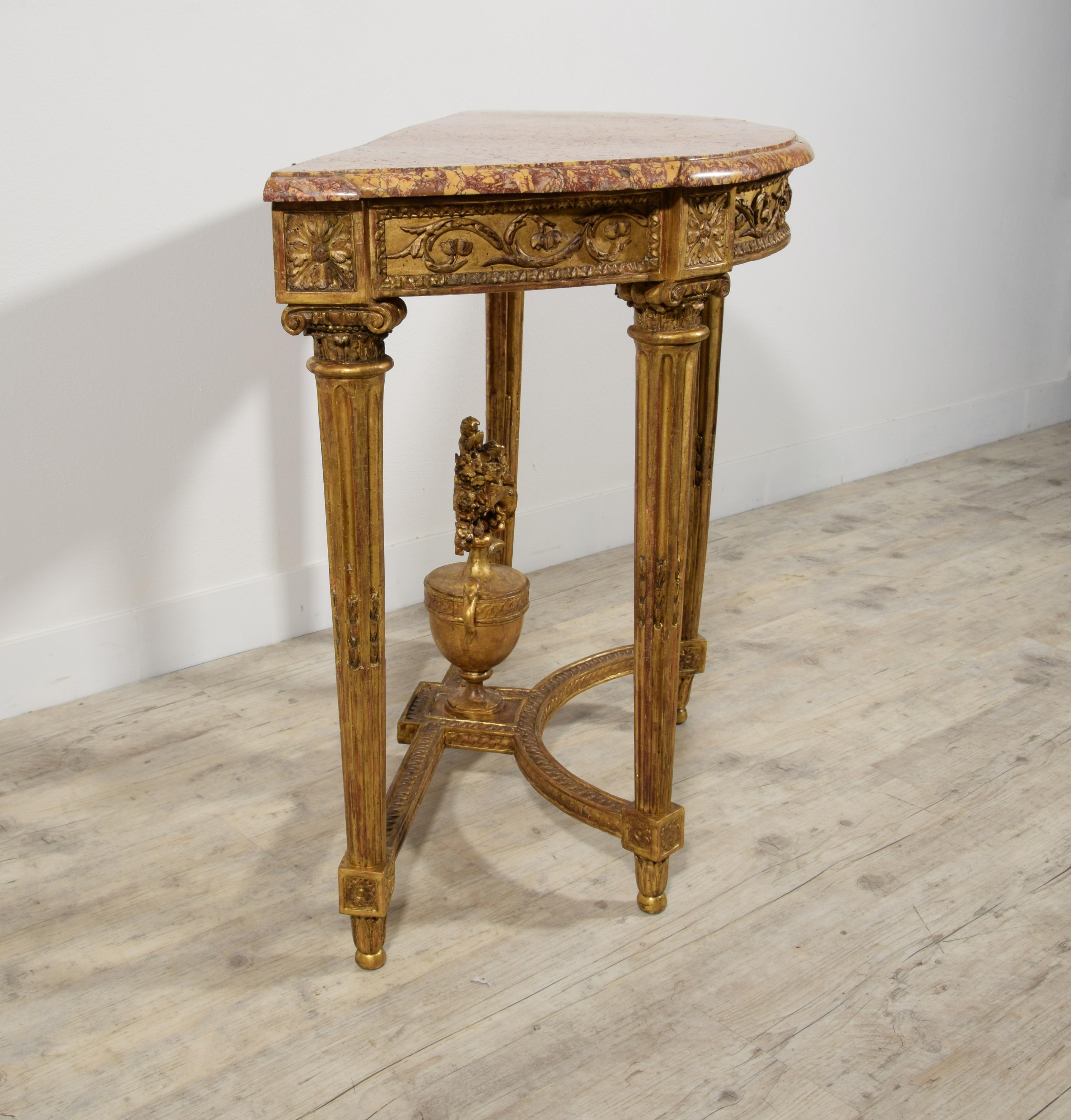 18th Century, French Louis XVI Carved Giltwood Console  For Sale 15