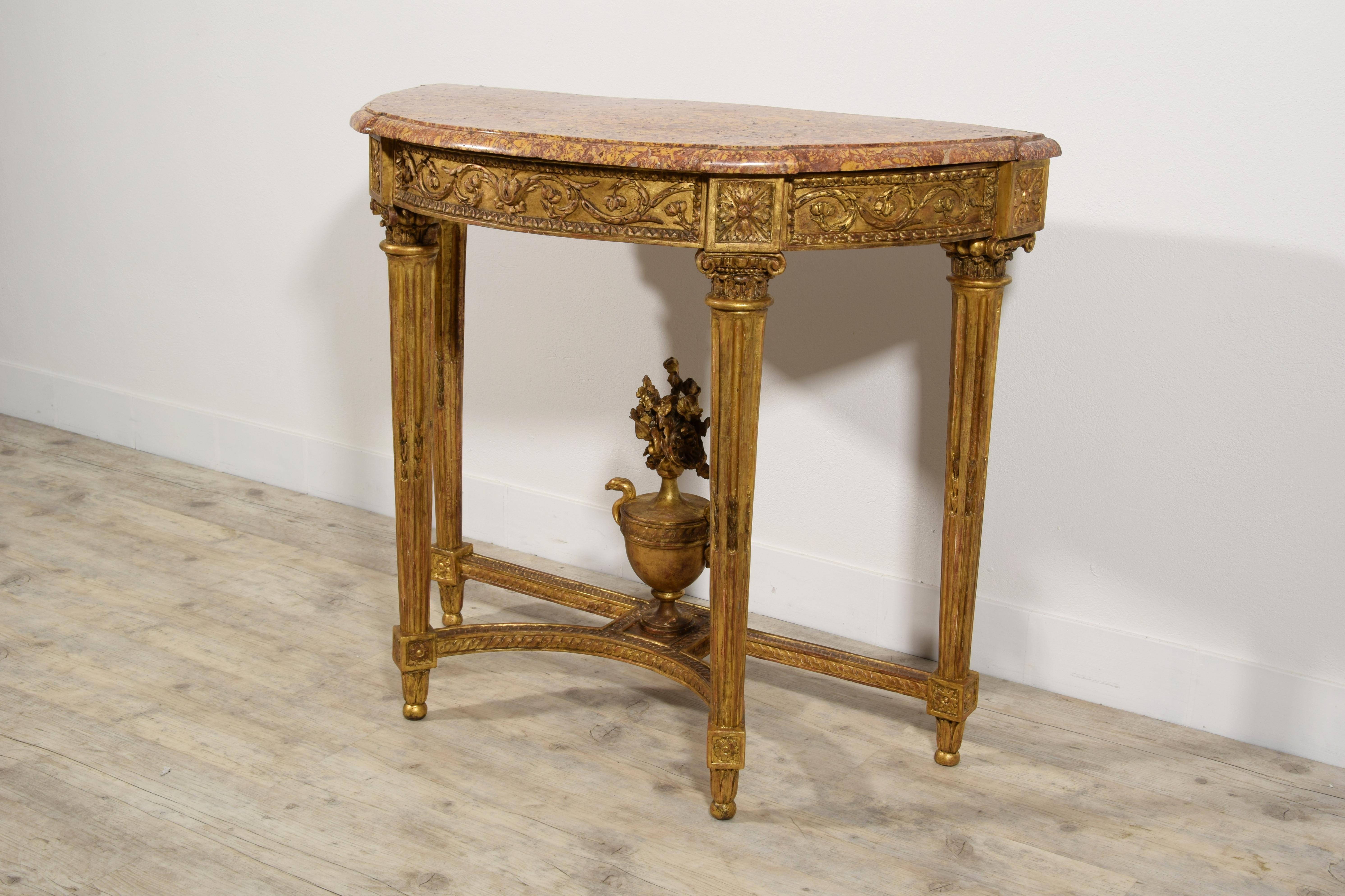 Hand-Carved 18th Century, French Louis XVI Carved Giltwood Console  For Sale