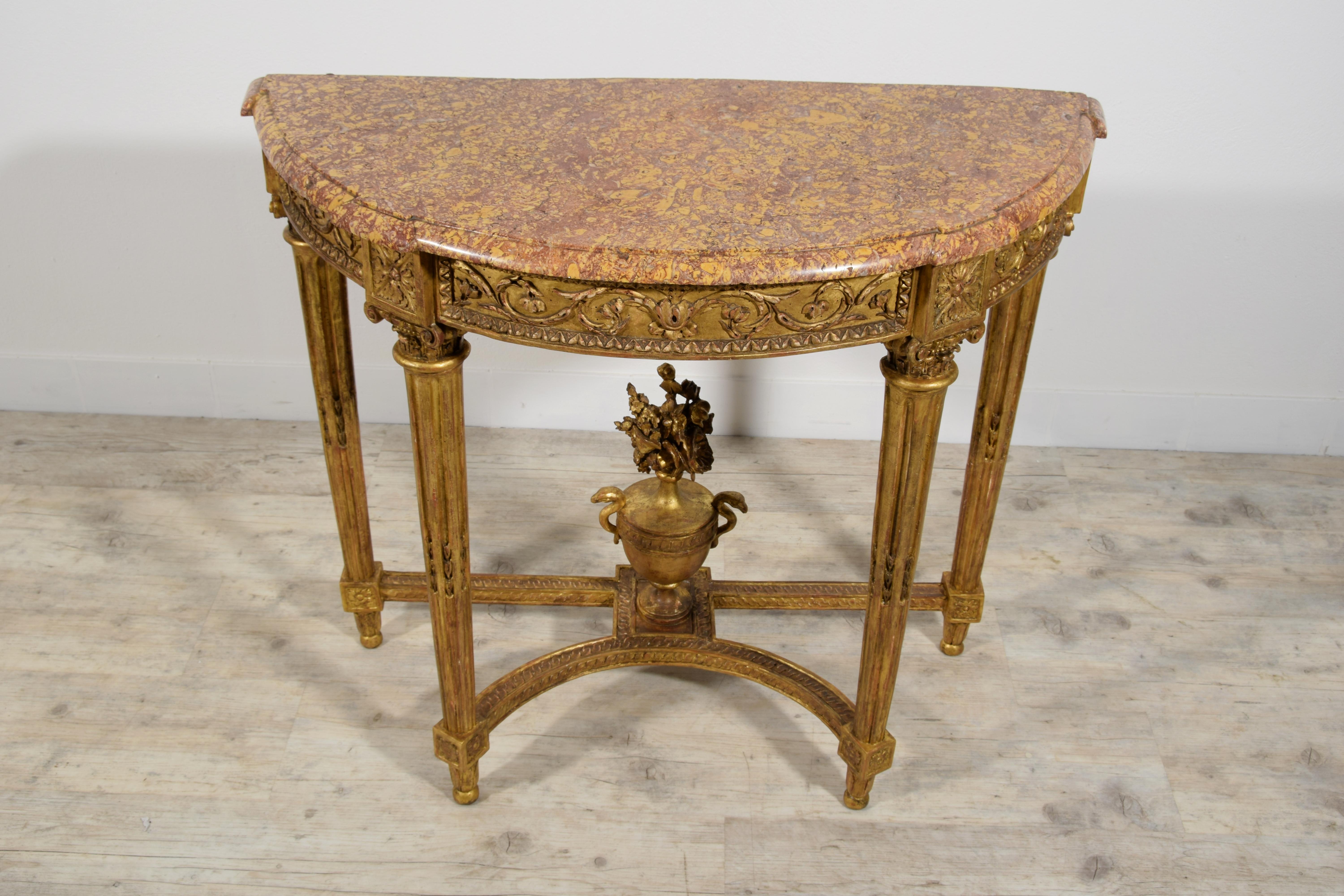 18th Century, French Louis XVI Carved Giltwood Console  For Sale 4