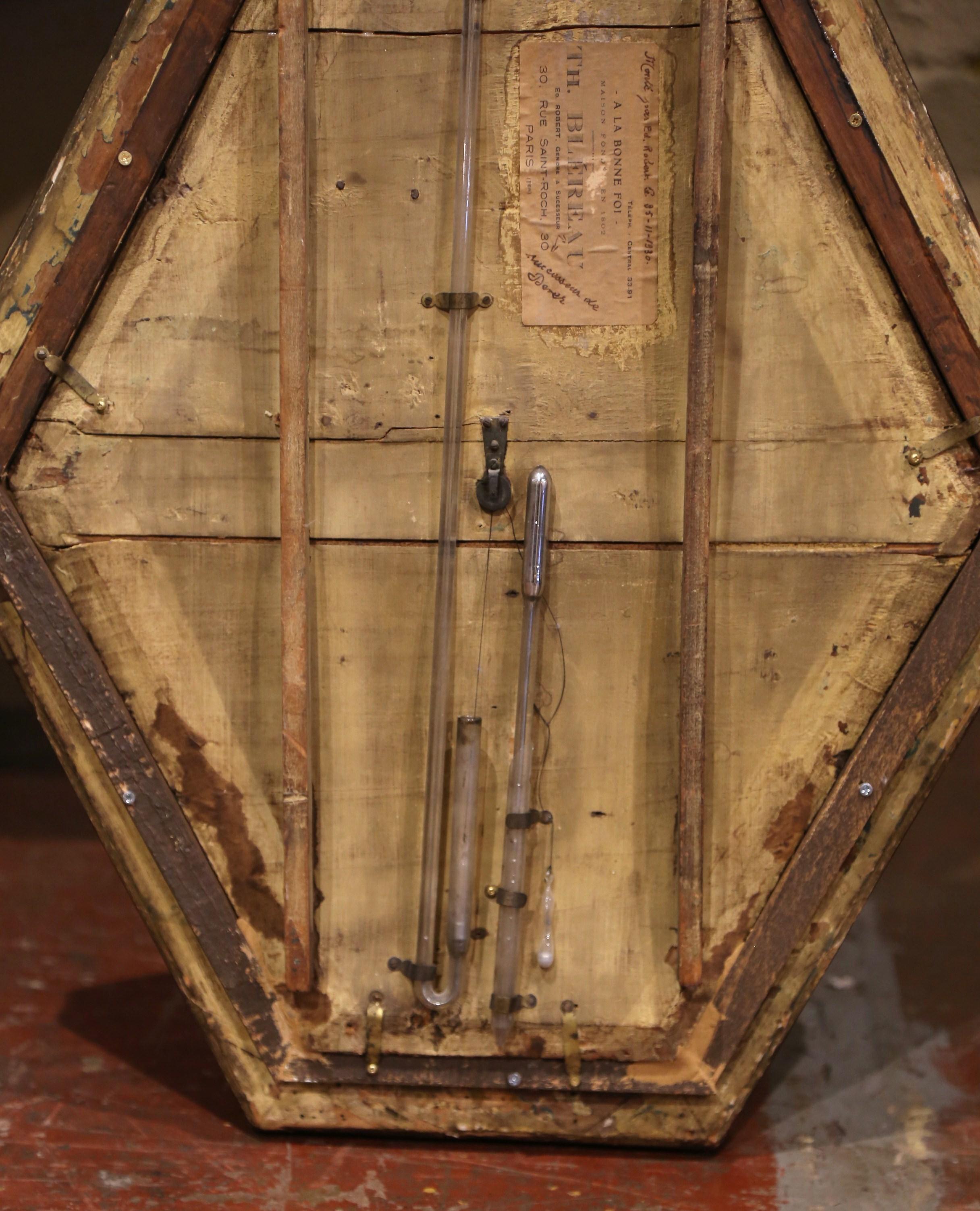 Französisches Louis-XVI-Wandbarometer und Thermometer aus geschnitztem vergoldetem Holz, 18. Jahrhundert im Angebot 4