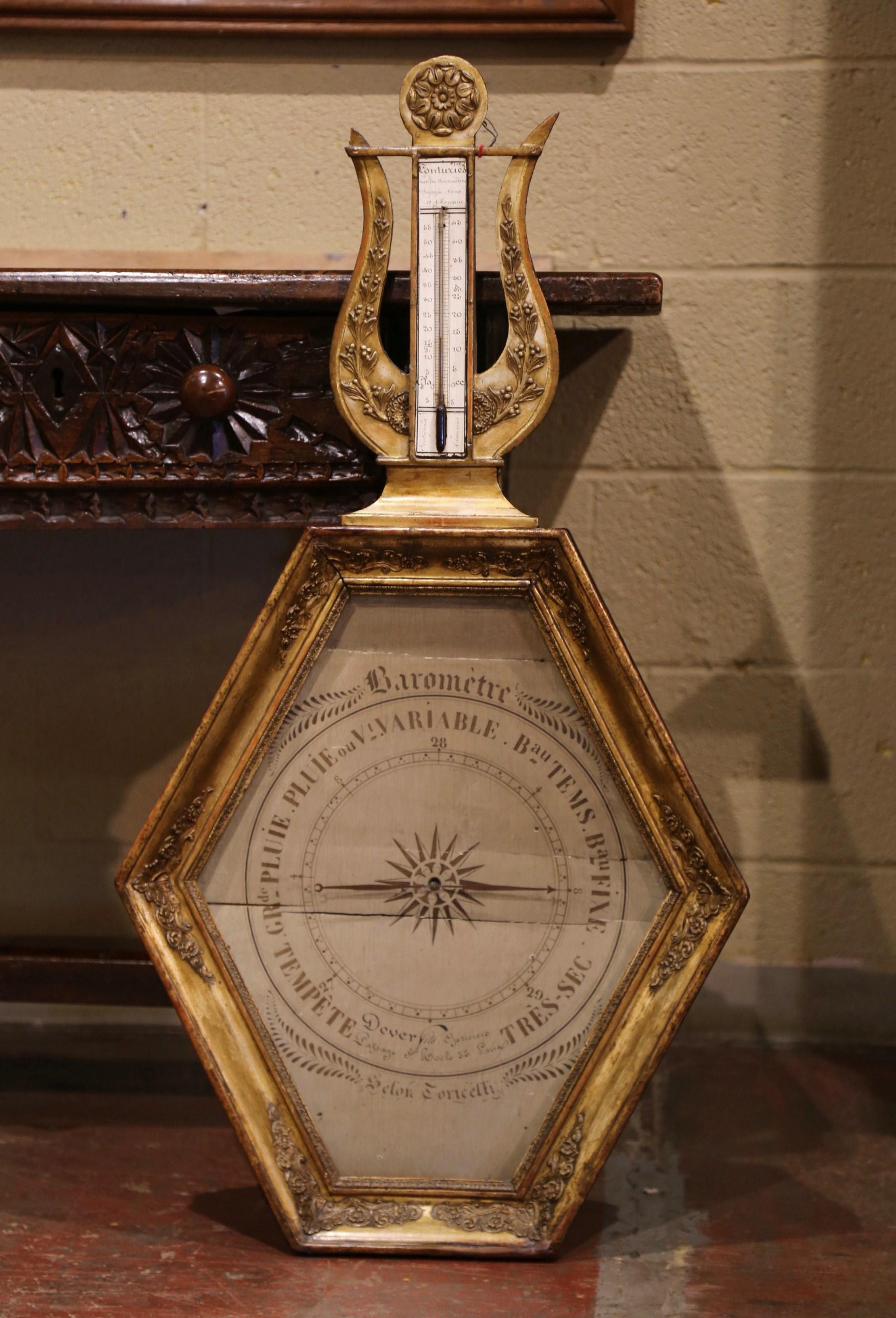 Französisches Louis-XVI-Wandbarometer und Thermometer aus geschnitztem vergoldetem Holz, 18. Jahrhundert im Zustand „Gut“ im Angebot in Dallas, TX