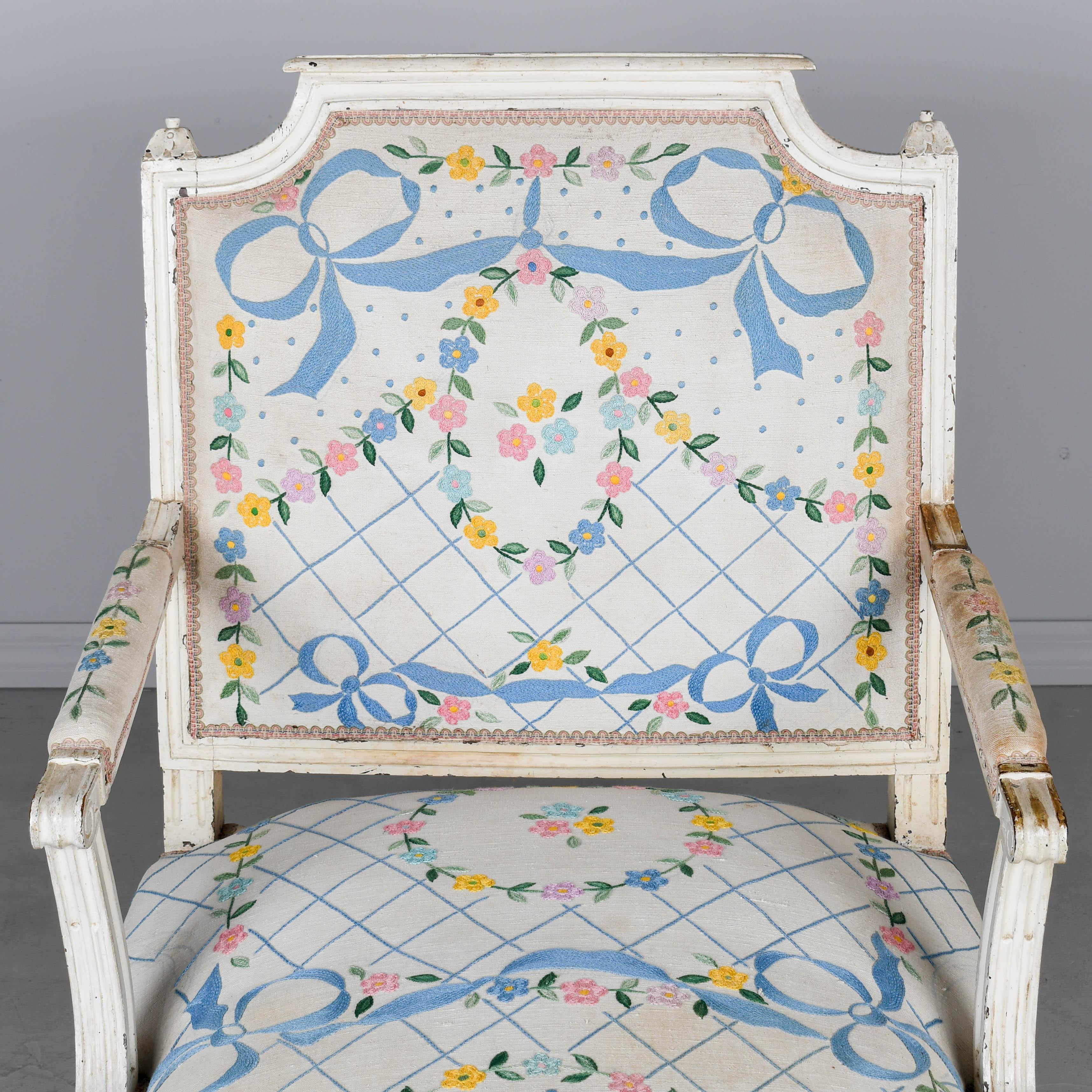 18th Century French Louis XVI Chaise Longue For Sale 1
