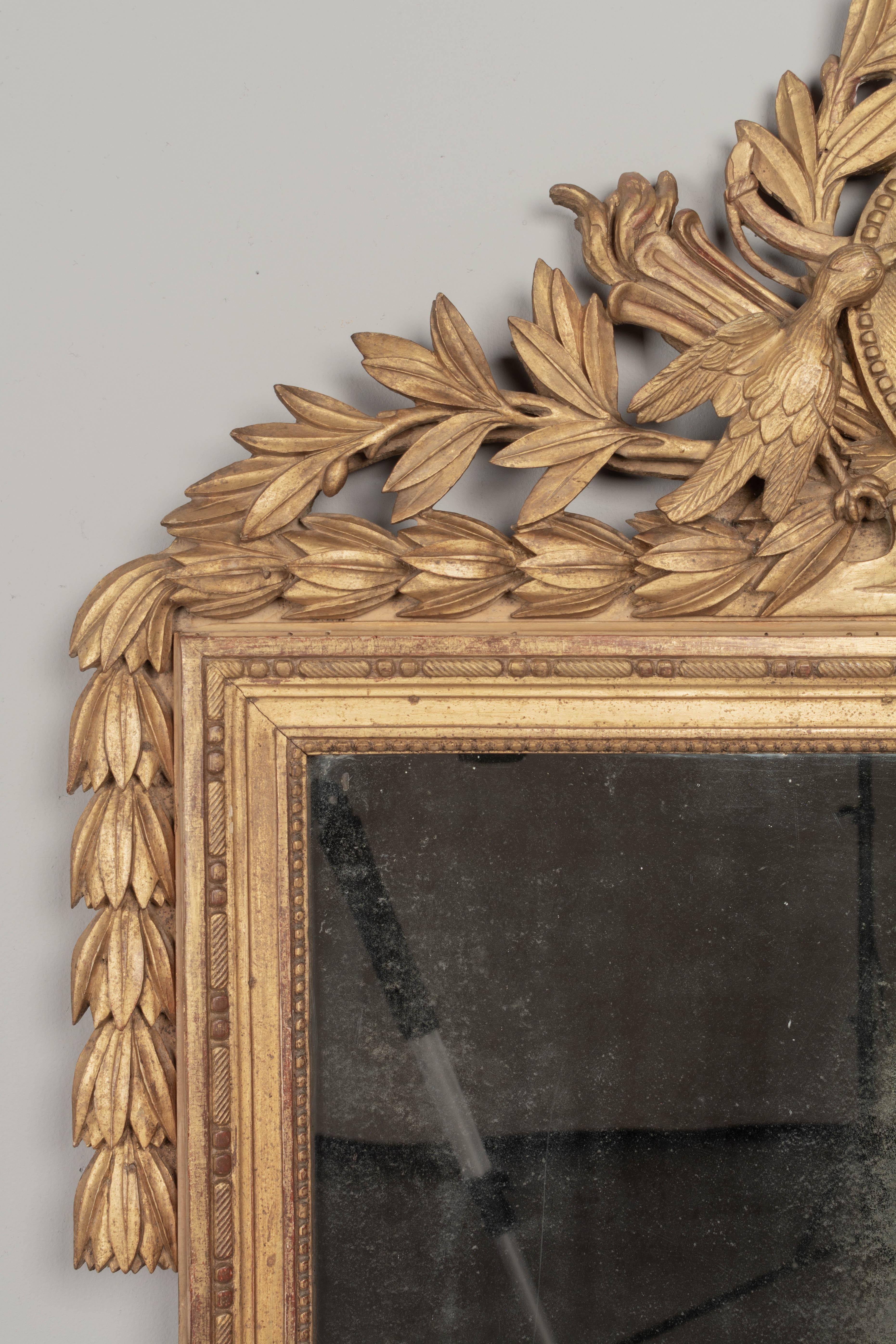 18th Century French Louis XVI Giltwood Bridal Mirror For Sale 2