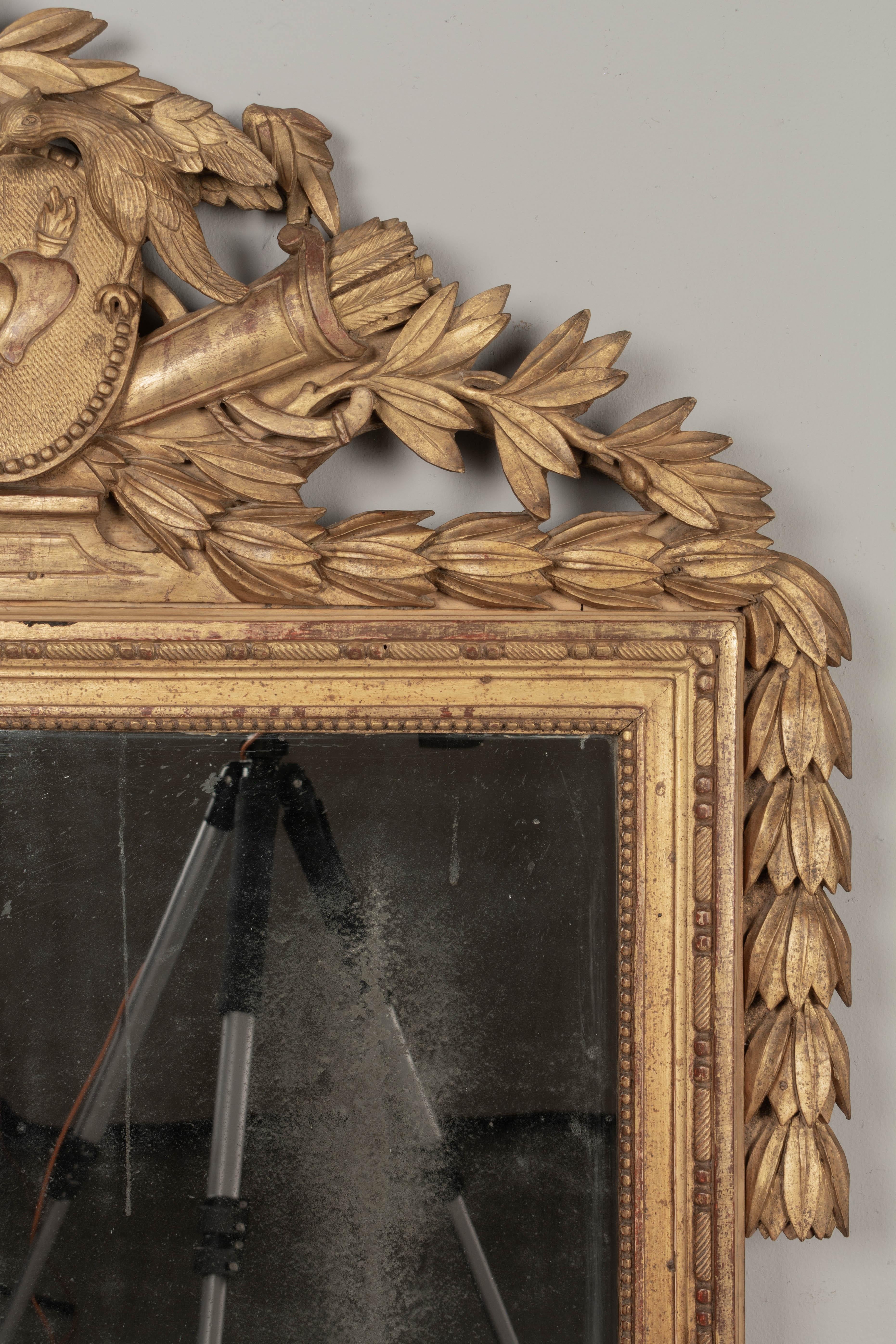 18th Century French Louis XVI Giltwood Bridal Mirror For Sale 3