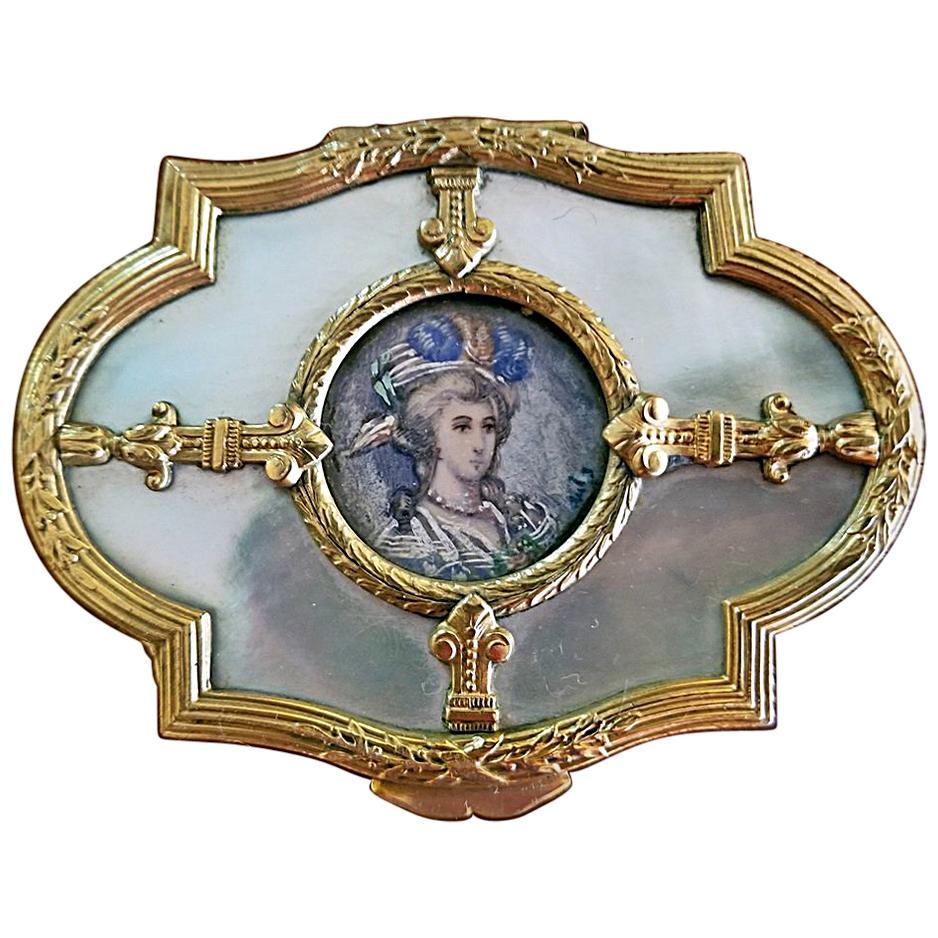 Boîte à bagues Louis XVI du 18ème siècle avec portrait miniature d'une femme en vente