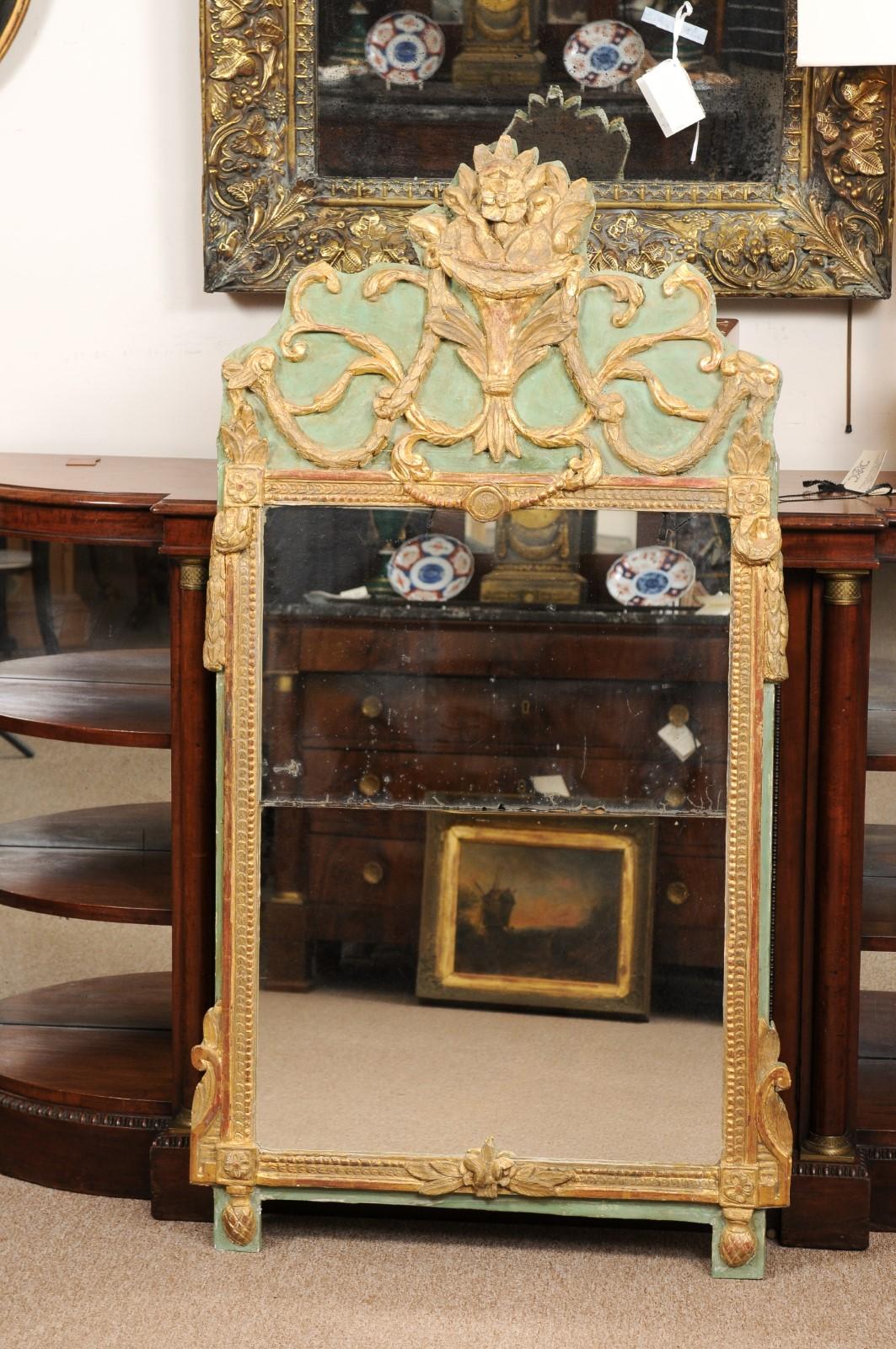 18th Century French Louis XVI Green Painted and Parcel Gilt Mirror In Good Condition For Sale In Atlanta, GA