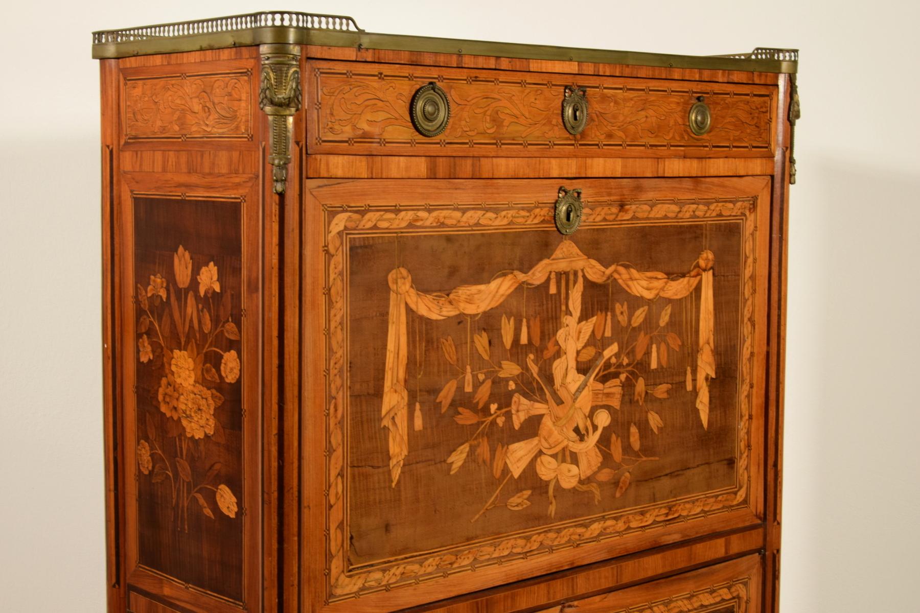 18th Century, French Louis XVI Inlaid Wood Secretaire with Marble Top For Sale 9