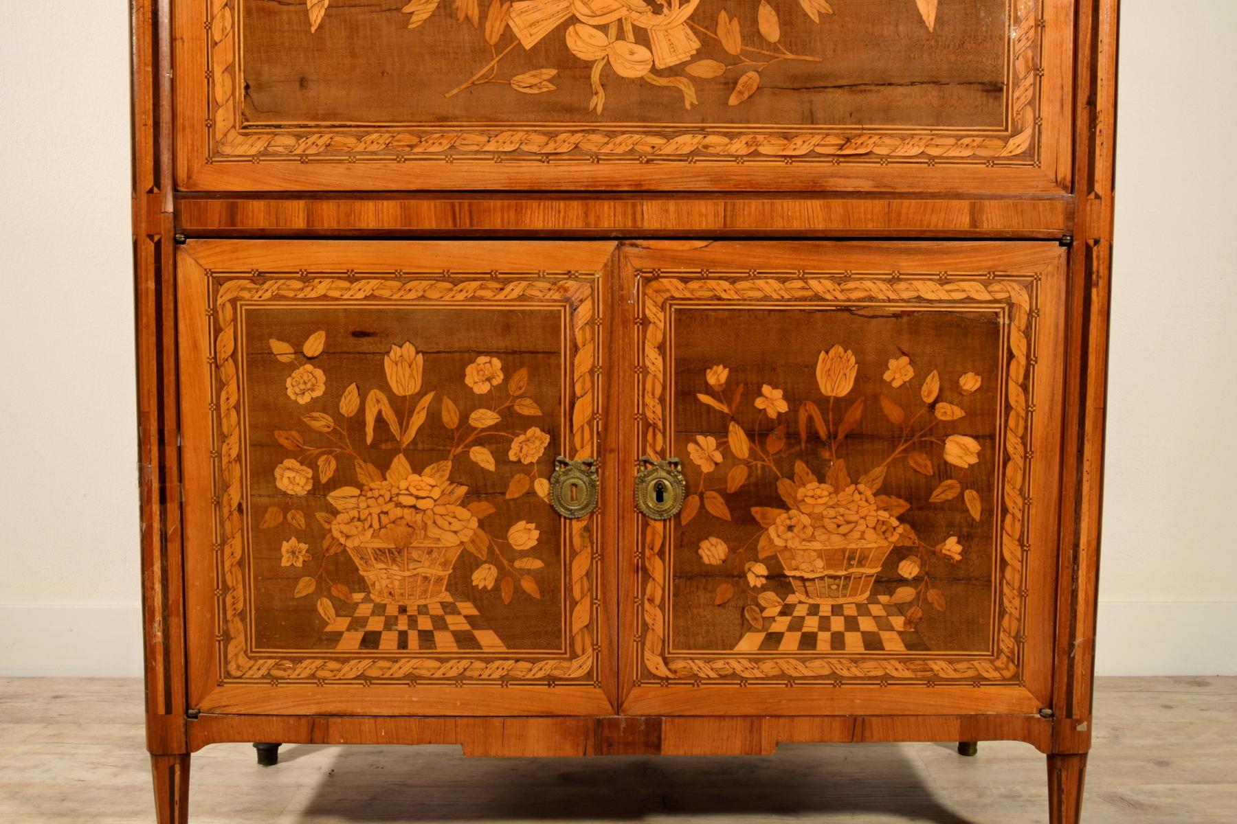 18th Century, French Louis XVI Inlaid Wood Secretaire with Marble Top For Sale 2