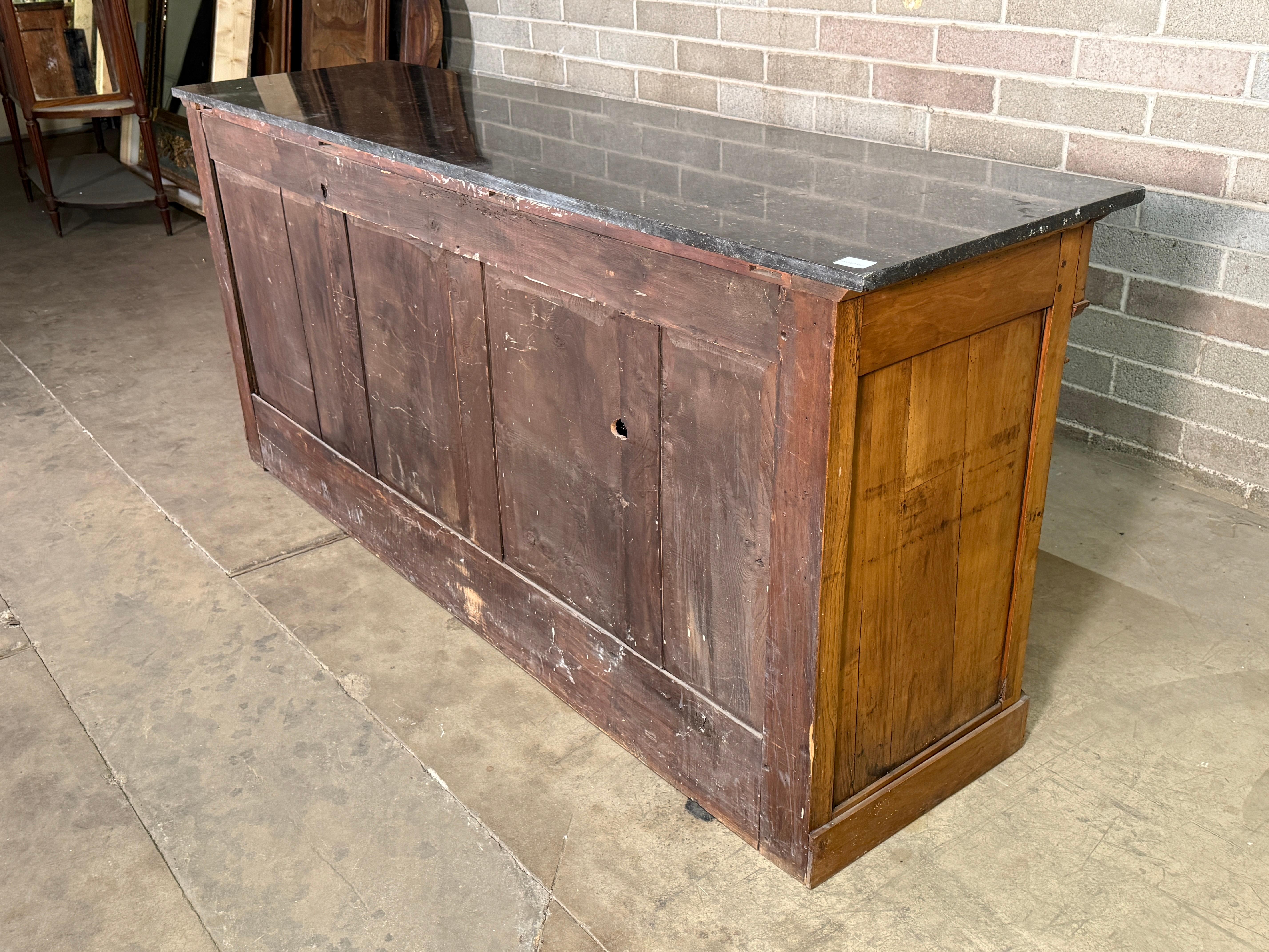 Mesa Francesa de Caoba Luis XVI del Siglo XVIII - Tapa de Mármol Carrera Monturas de Ormolu en Bueno estado para la venta en Scottsdale, AZ