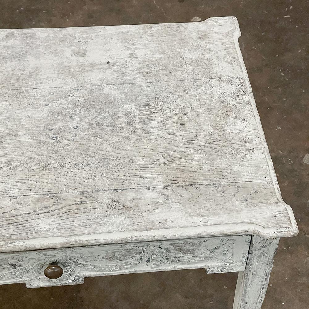 18th Century French Louis XVI Neoclassical Painted End Table For Sale 3