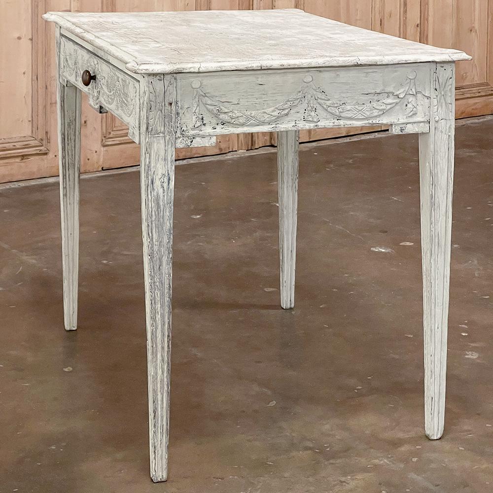 18th Century French Louis XVI Neoclassical Painted End Table For Sale 4