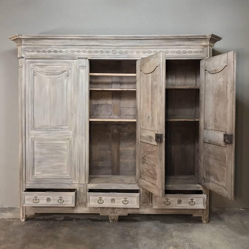 18th Century French Louis XVI Neoclassical Stripped Oak Armoire 10