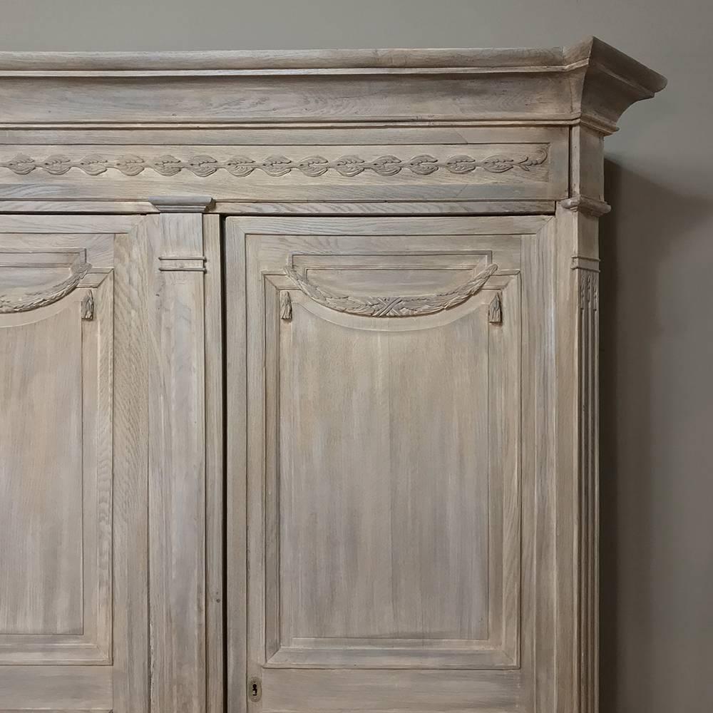 18th Century French Louis XVI Neoclassical Stripped Oak Armoire 5