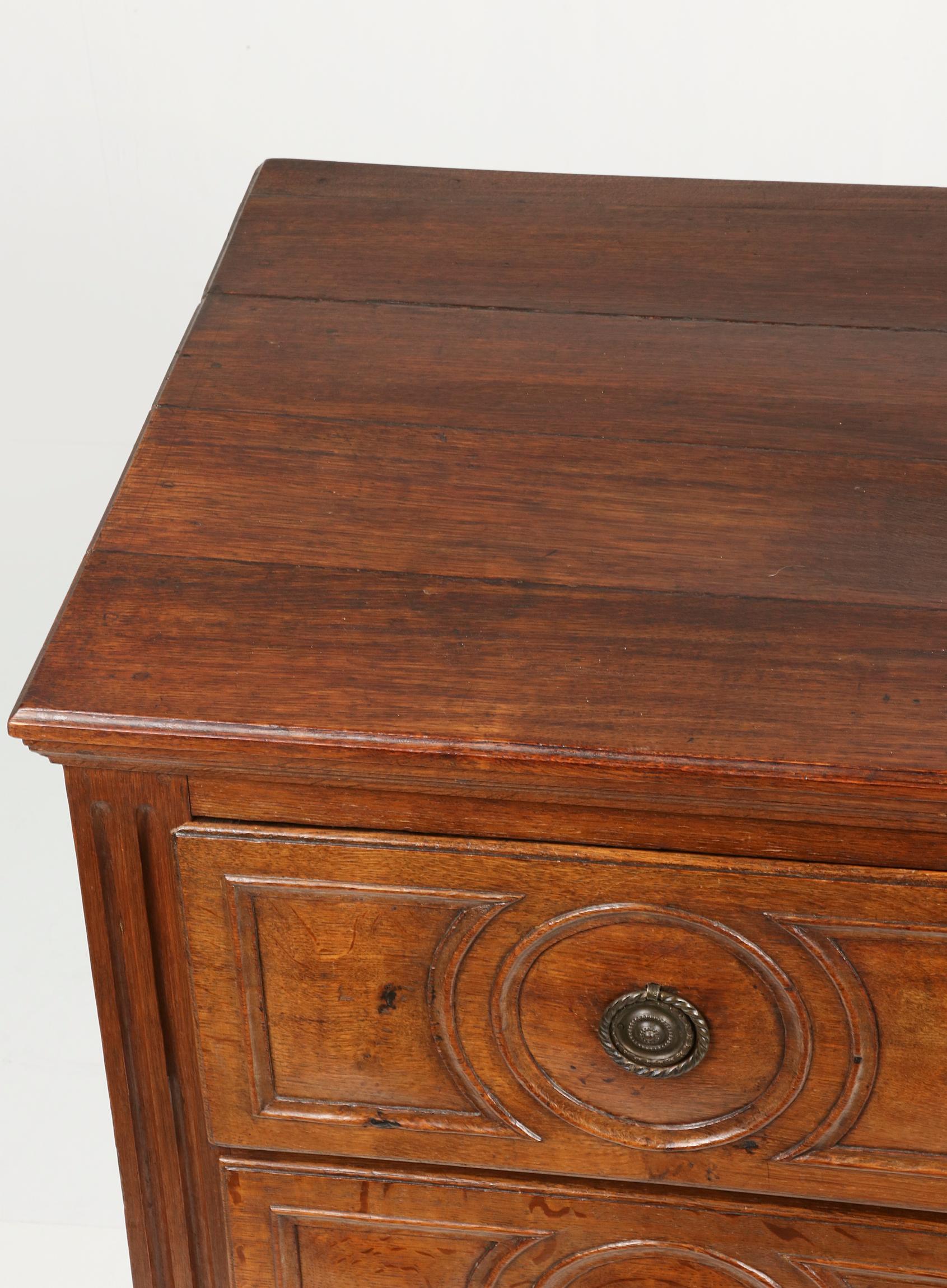 18th Century French Louis XVI Oak Commode Chest of Drawers For Sale 7