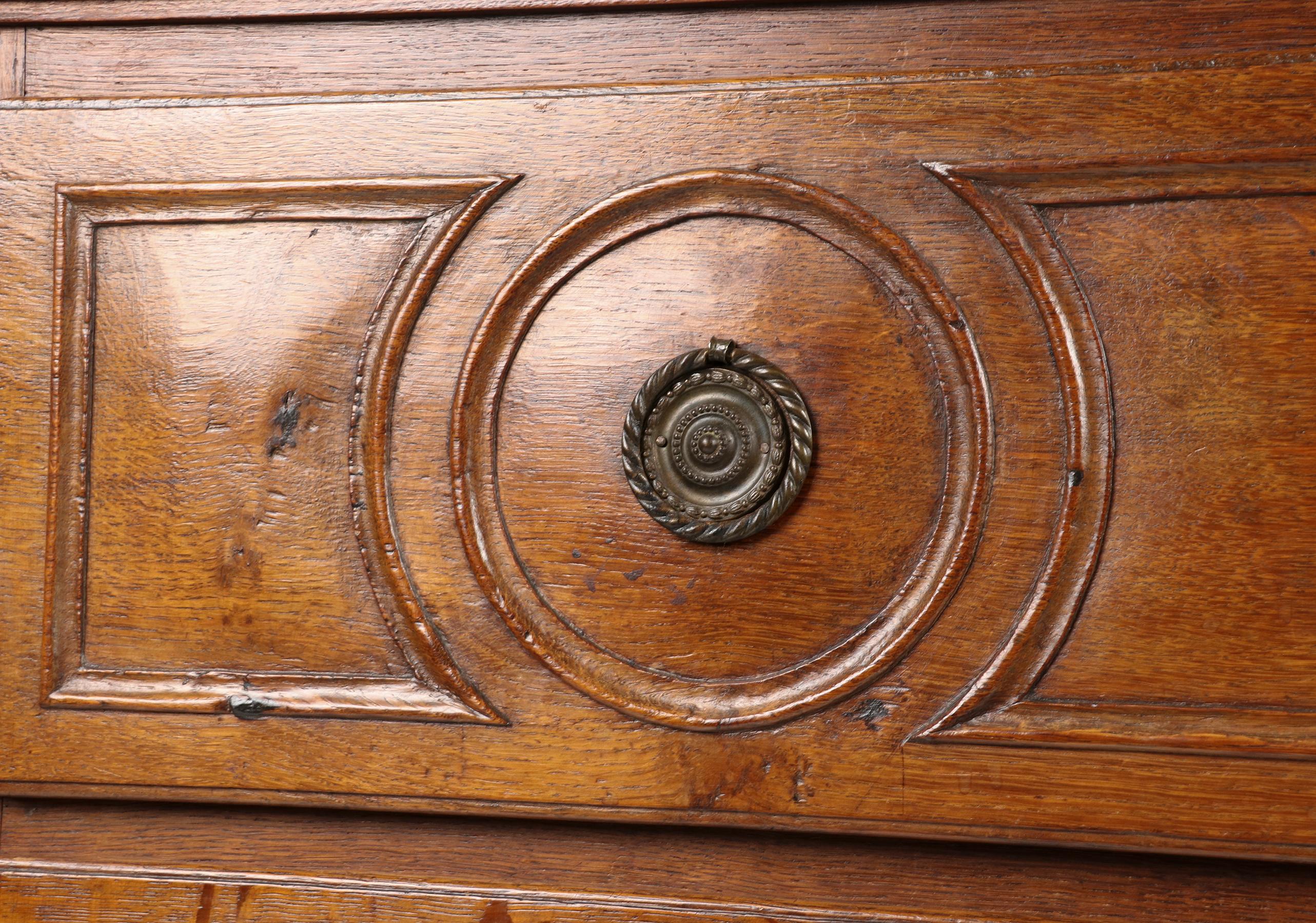 18th Century French Louis XVI Oak Commode Chest of Drawers For Sale 3