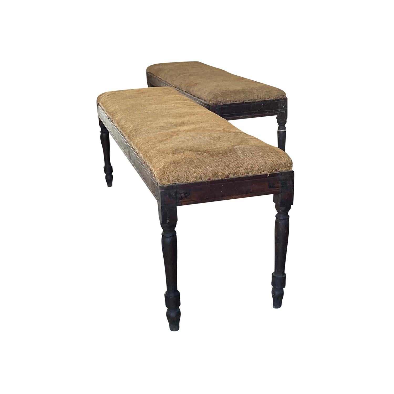 XVIIIe siècle Paire de bancs anciens Louis XVI du 18ème siècle en vente